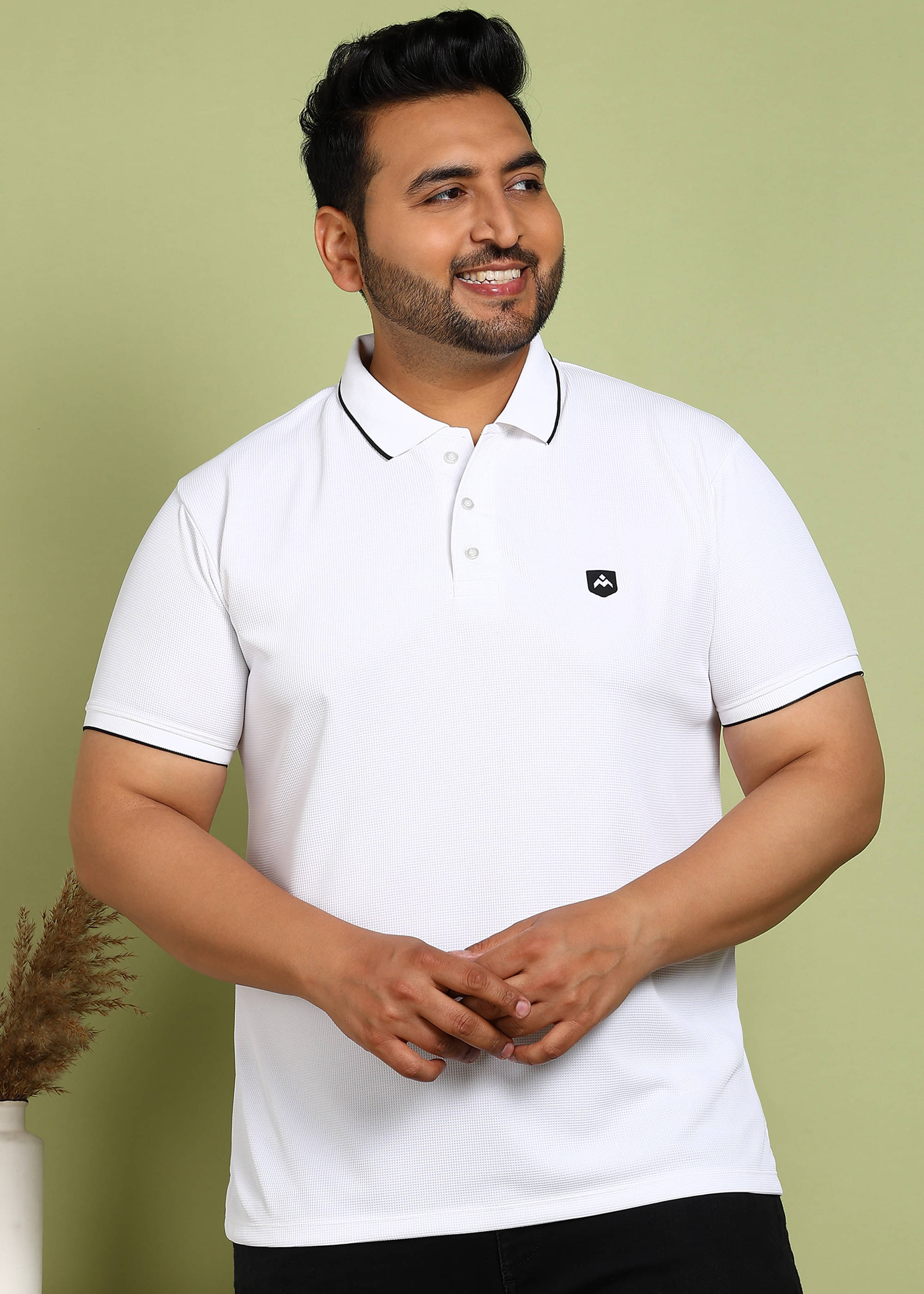 ADWYN PETER Pack of 1 Cotton Regular Fit Solid Half Sleeves Men's Polo T Shirt ( White ) ADWYN PETER Pack of 1 Cotton Regular Fit Solid Half Sleeves Men's Polo T Shirt ( White )