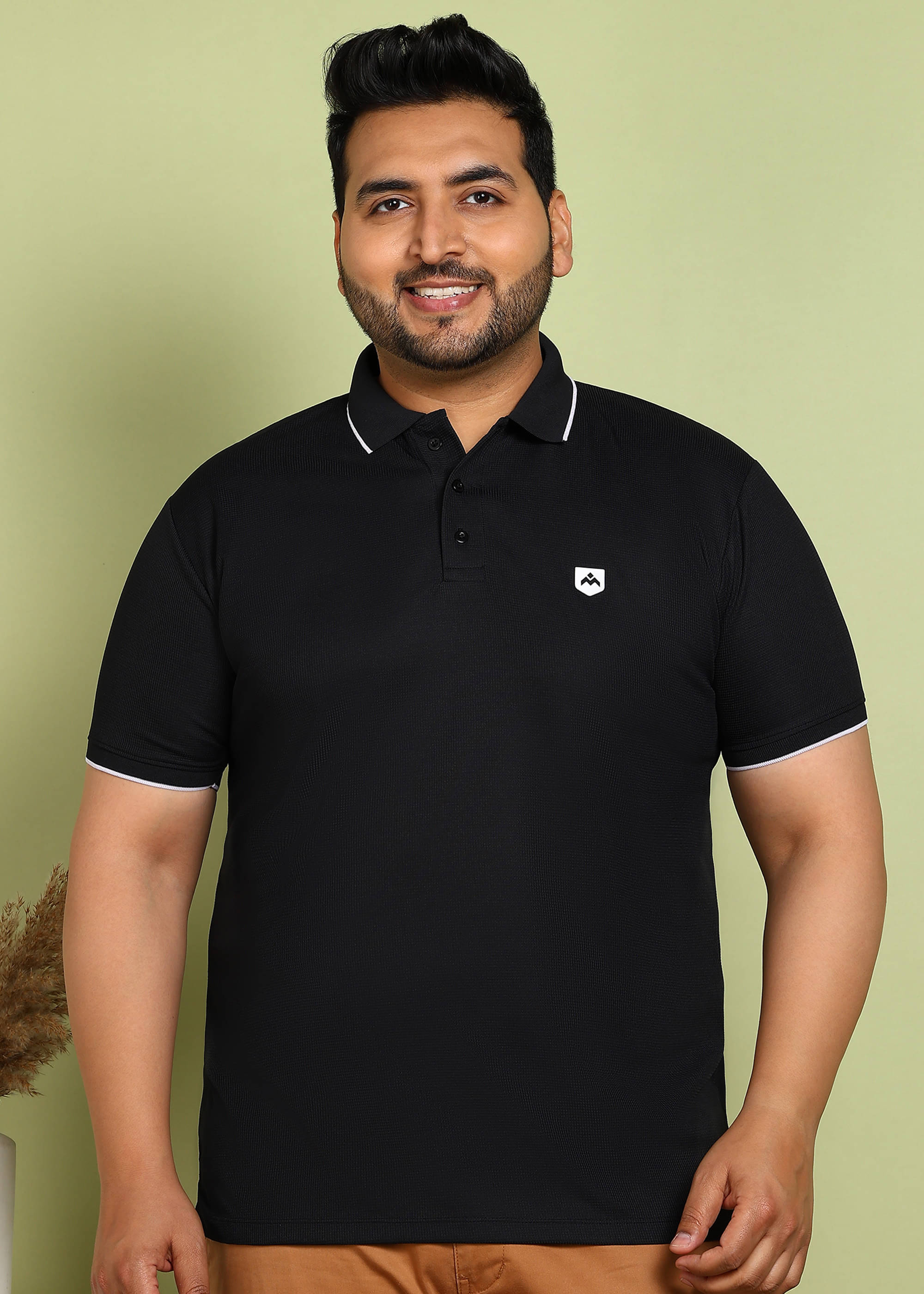 ADWYN PETER Pack of 1 Cotton Regular Fit Solid Half Sleeves Men's Polo T Shirt ( Black ) ADWYN PETER Pack of 1 Cotton Regular Fit Solid Half Sleeves Men's Polo T Shirt ( Black )