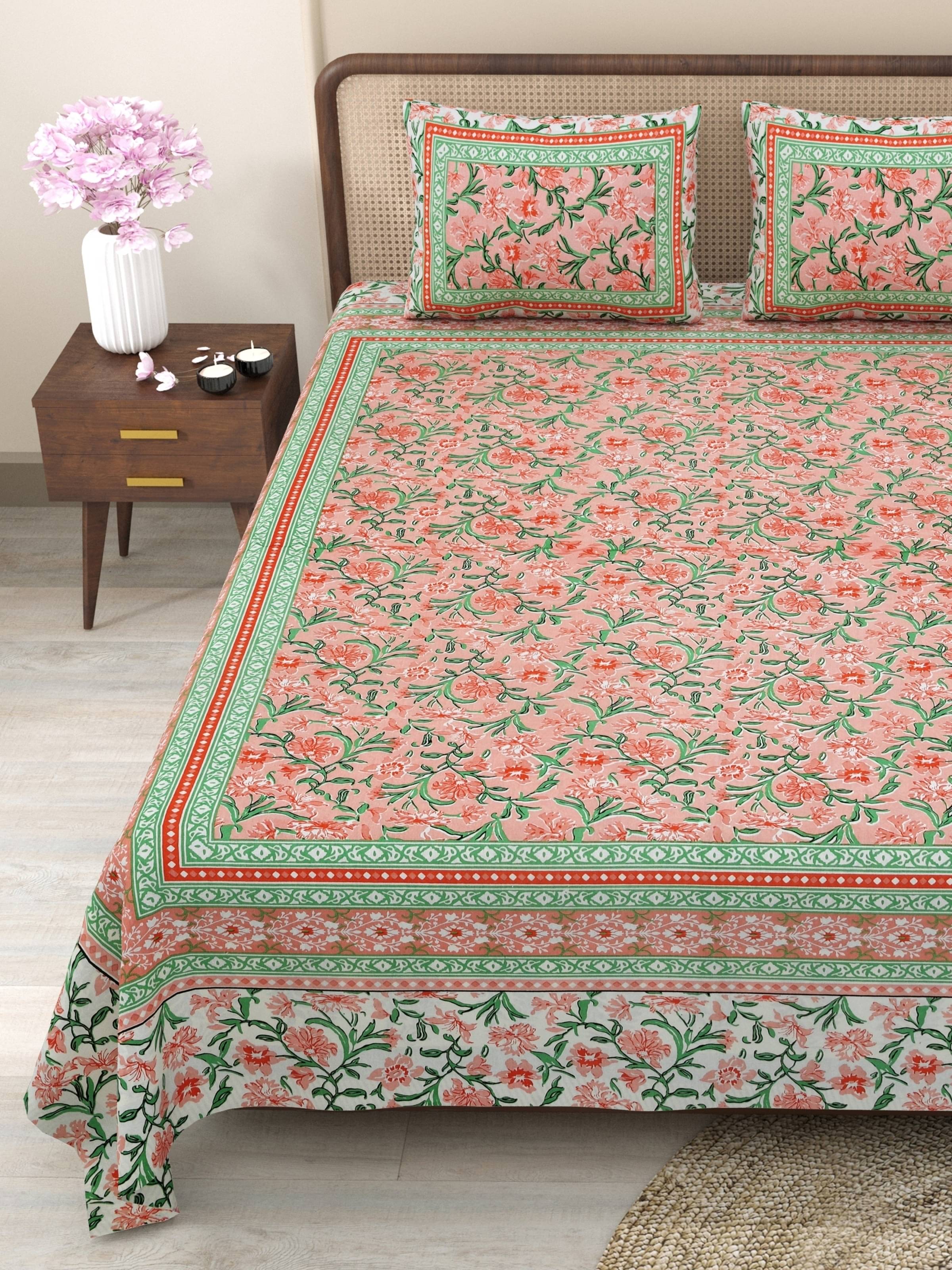     			CLOTHOLOGY Cotton 1 Double King Bedsheet with 2 Pillow Covers ( Multicolor )