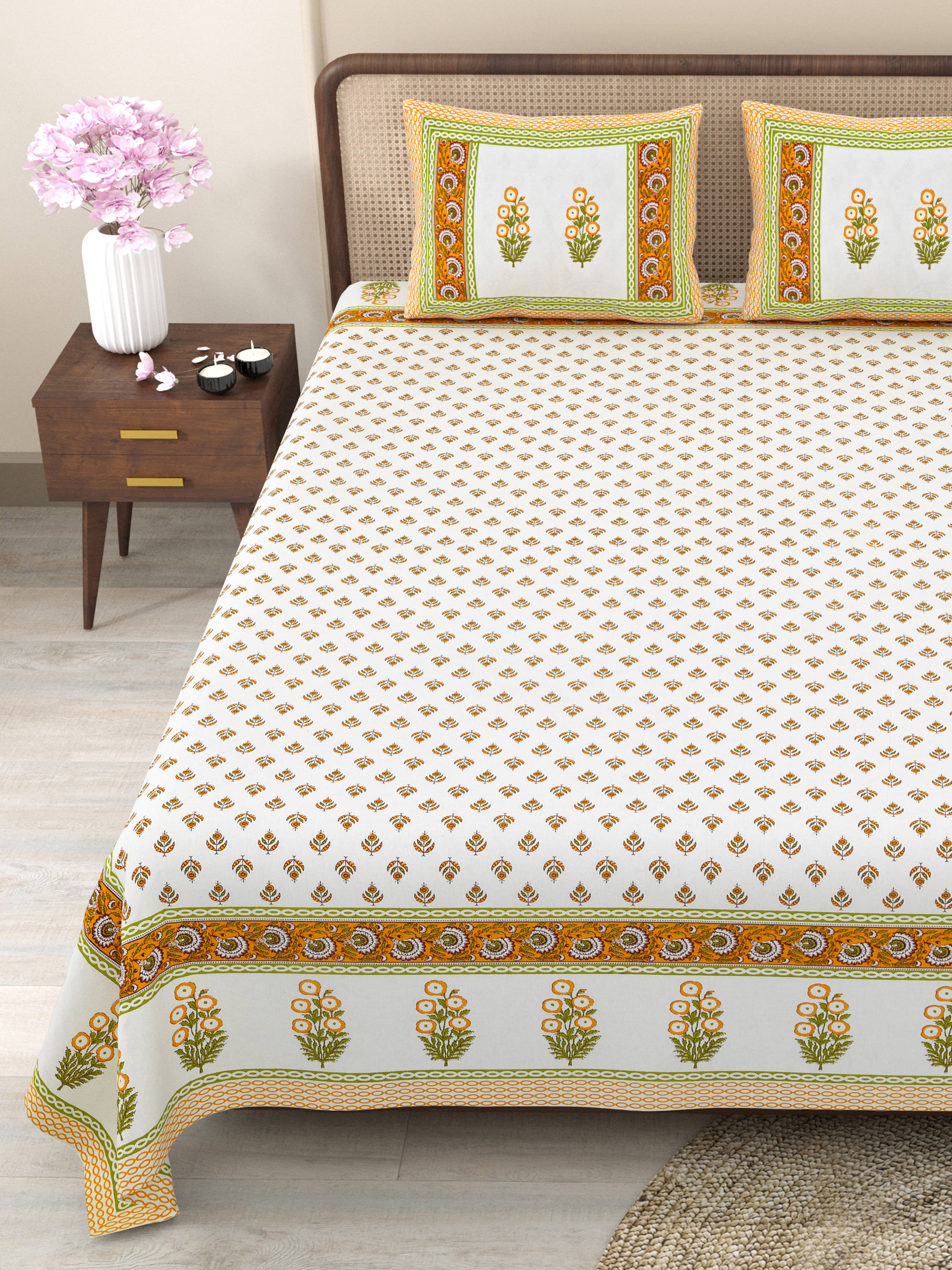 CLOTHOLOGY Cotton 1 Double King Bedsheet with 2 Pillow Covers ( Multicolor ) CLOTHOLOGY Cotton 1 Double King Bedsheet with 2 Pillow Covers ( Multicolor )