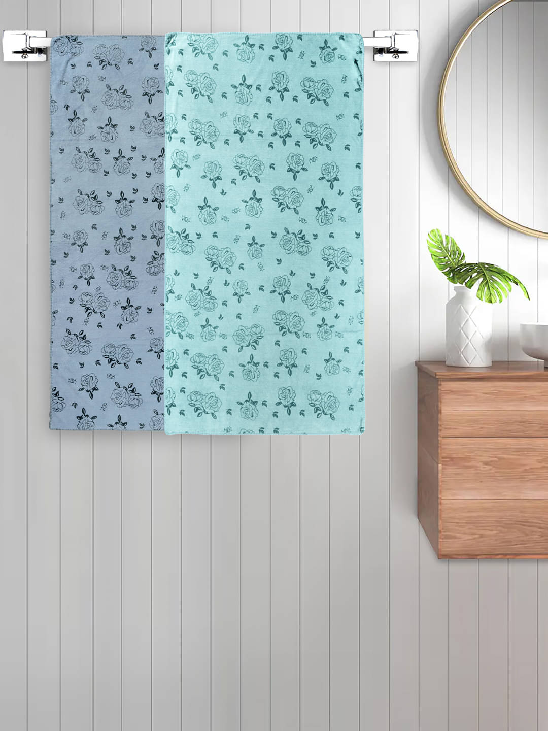     			FABINALIV Set of 2 Multi Cotton Bath Towels