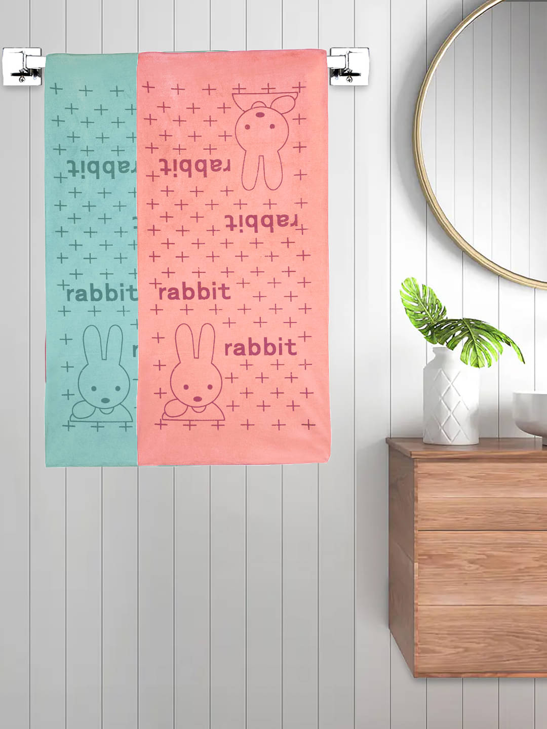     			FABINALIV Set of 2 Multi Cotton Bath Towels