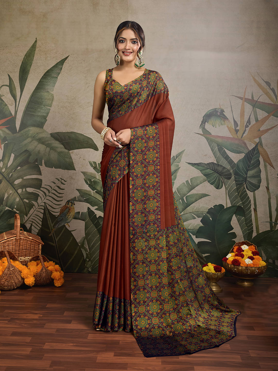 Rekha Maniyar Chiffon Printed Saree With Unstitched Blouse Piece ( Rust ) Rekha Maniyar Chiffon Printed Saree With Unstitched Blouse Piece ( Rust )