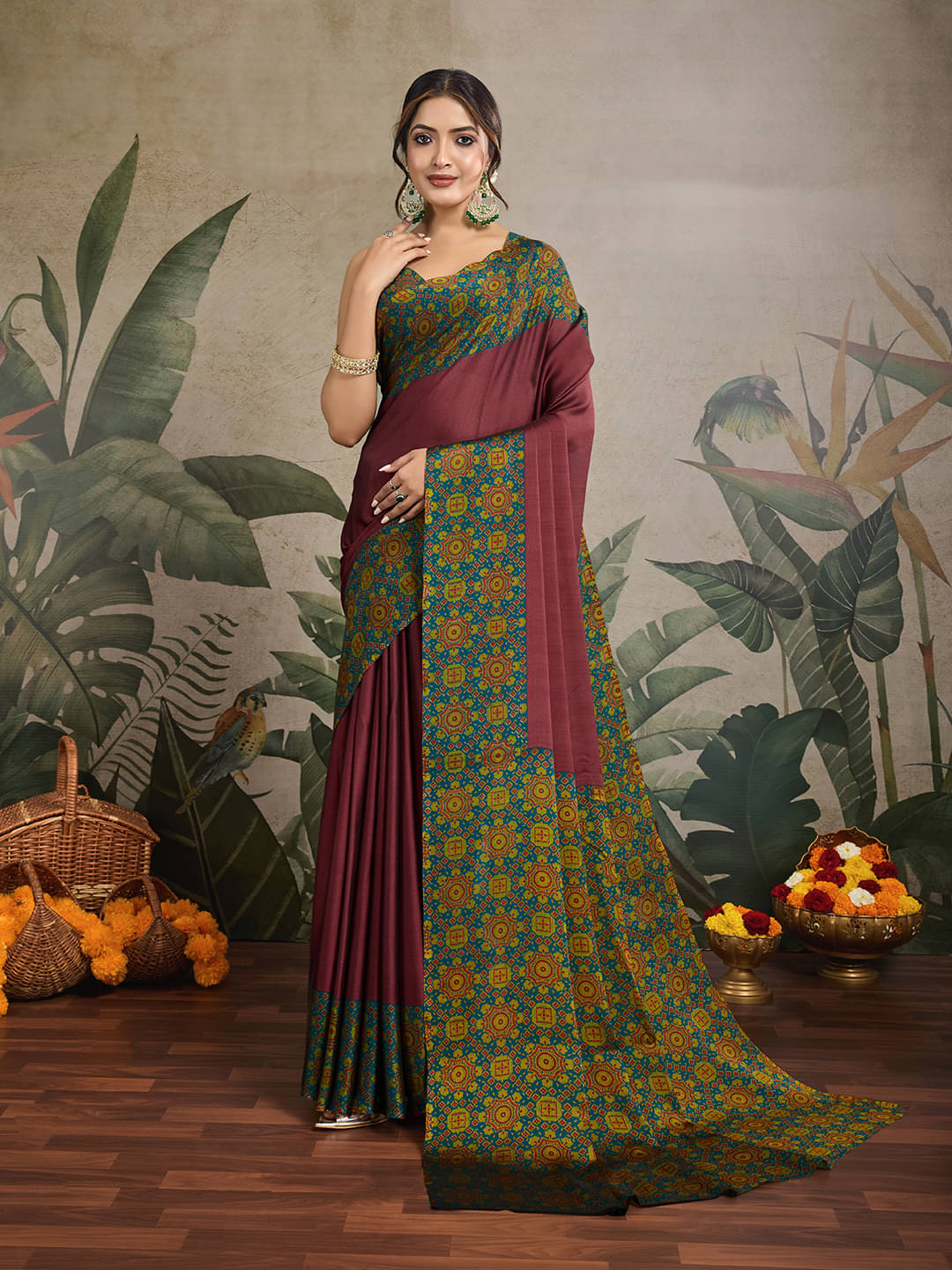     			Rekha Maniyar Chiffon Printed Saree With Unstitched Blouse Piece ( Brown )