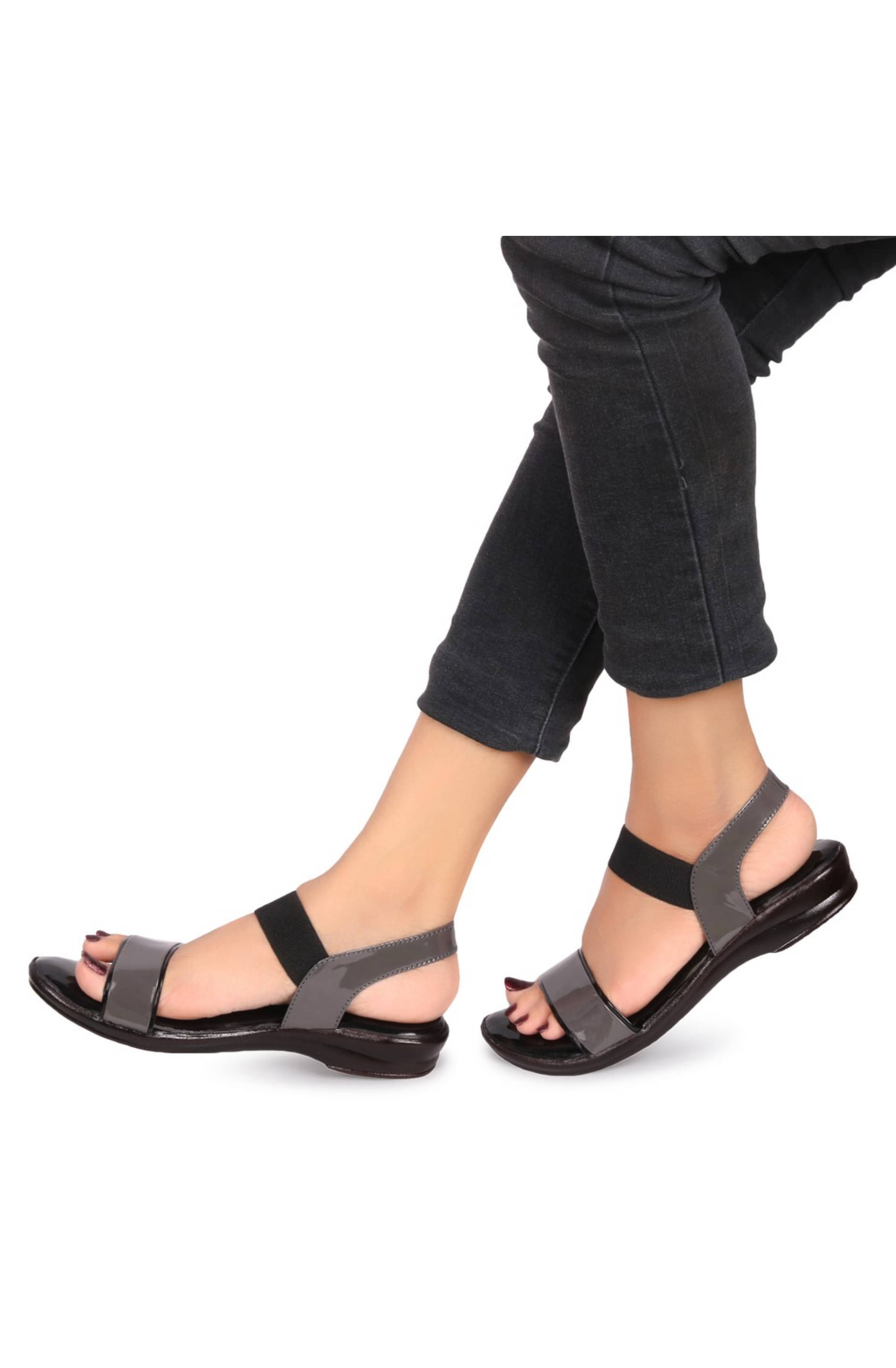     			Big Bird Footwear Gray Women's Flats