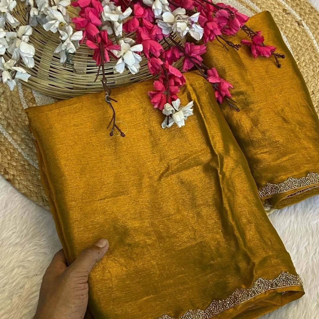     			Lady Shopi Chiffon Solid Saree With Unstitched Blouse Piece ( Gold )