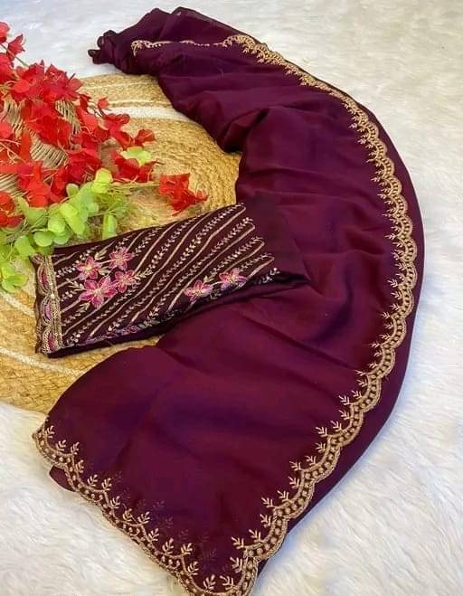     			Sureta Silk Blend Dyed Saree With Unstitched Blouse Piece ( Wine )