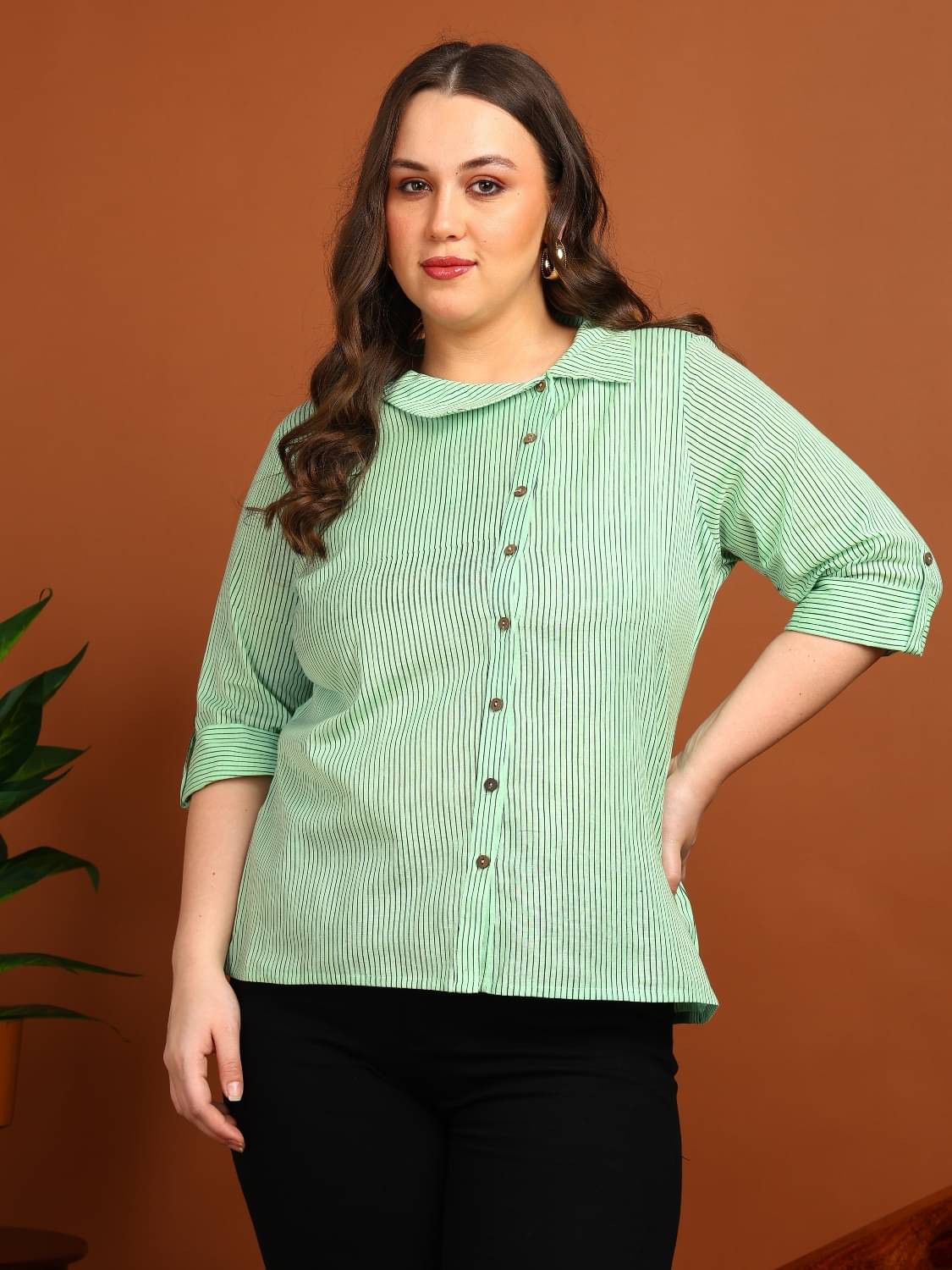 Yash Gallery Women Solid Cotton Shirt ( Green ) Yash Gallery Women Solid Cotton Shirt ( Green )
