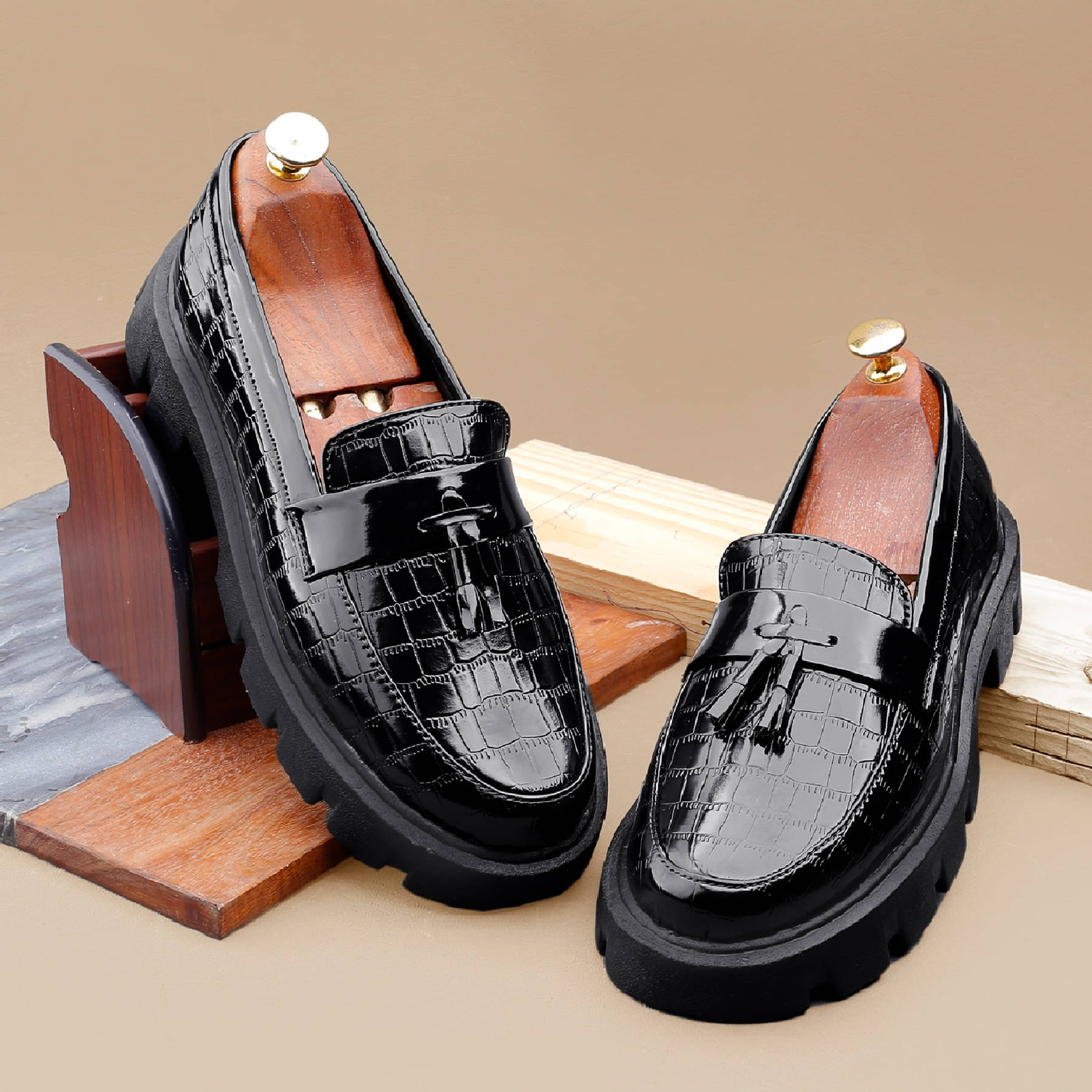 BXXY Casual Tessel Sneaker Slip-On Black Men's Slip-on Shoes     			BXXY Casual Tessel Sneaker Slip-On Black Men's Slip-on Shoes