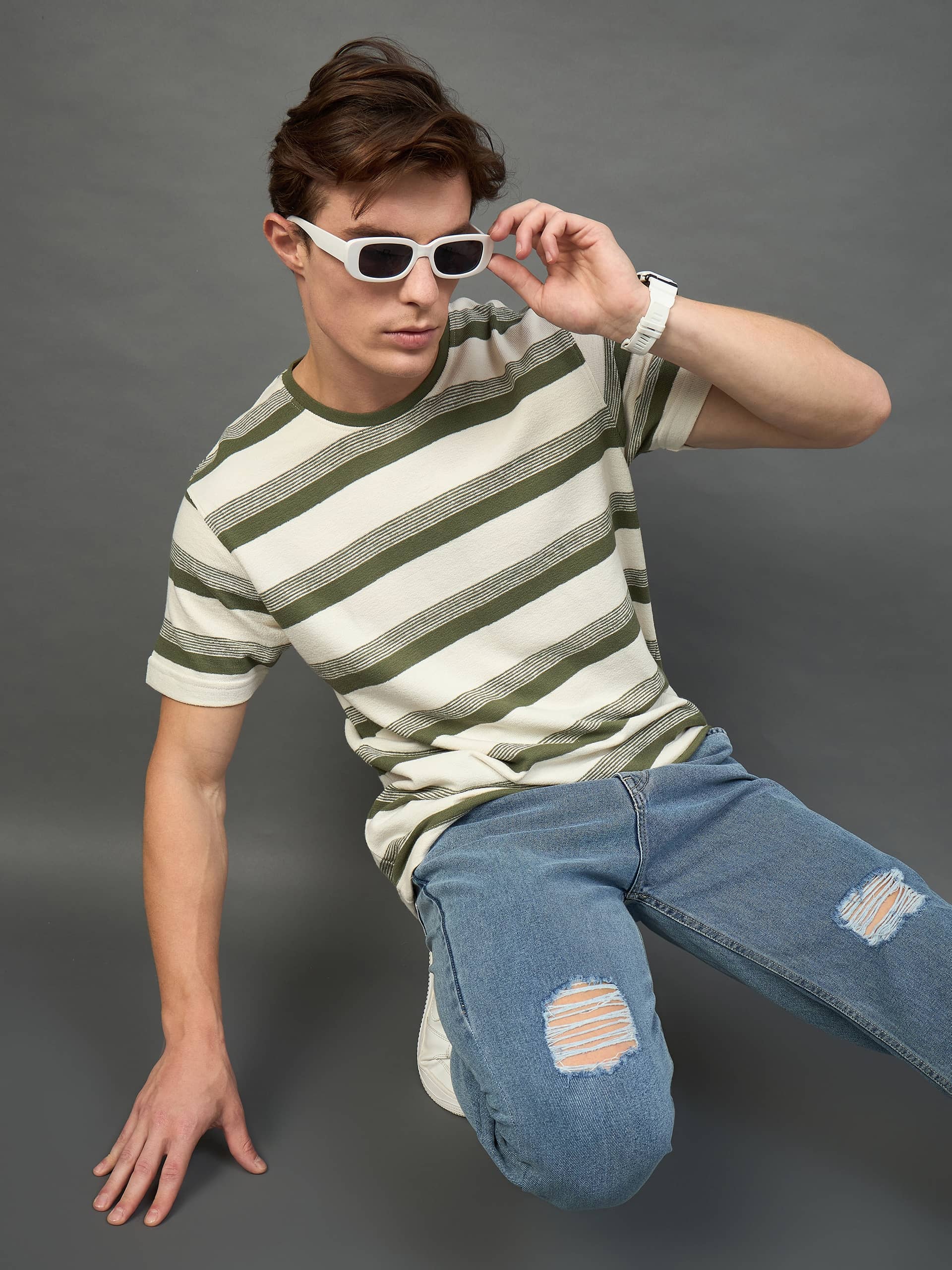 Club York Cotton Blend Regular Fit Striped Half Sleeves Men's Round T-Shirt - White ( Pack of 1 )