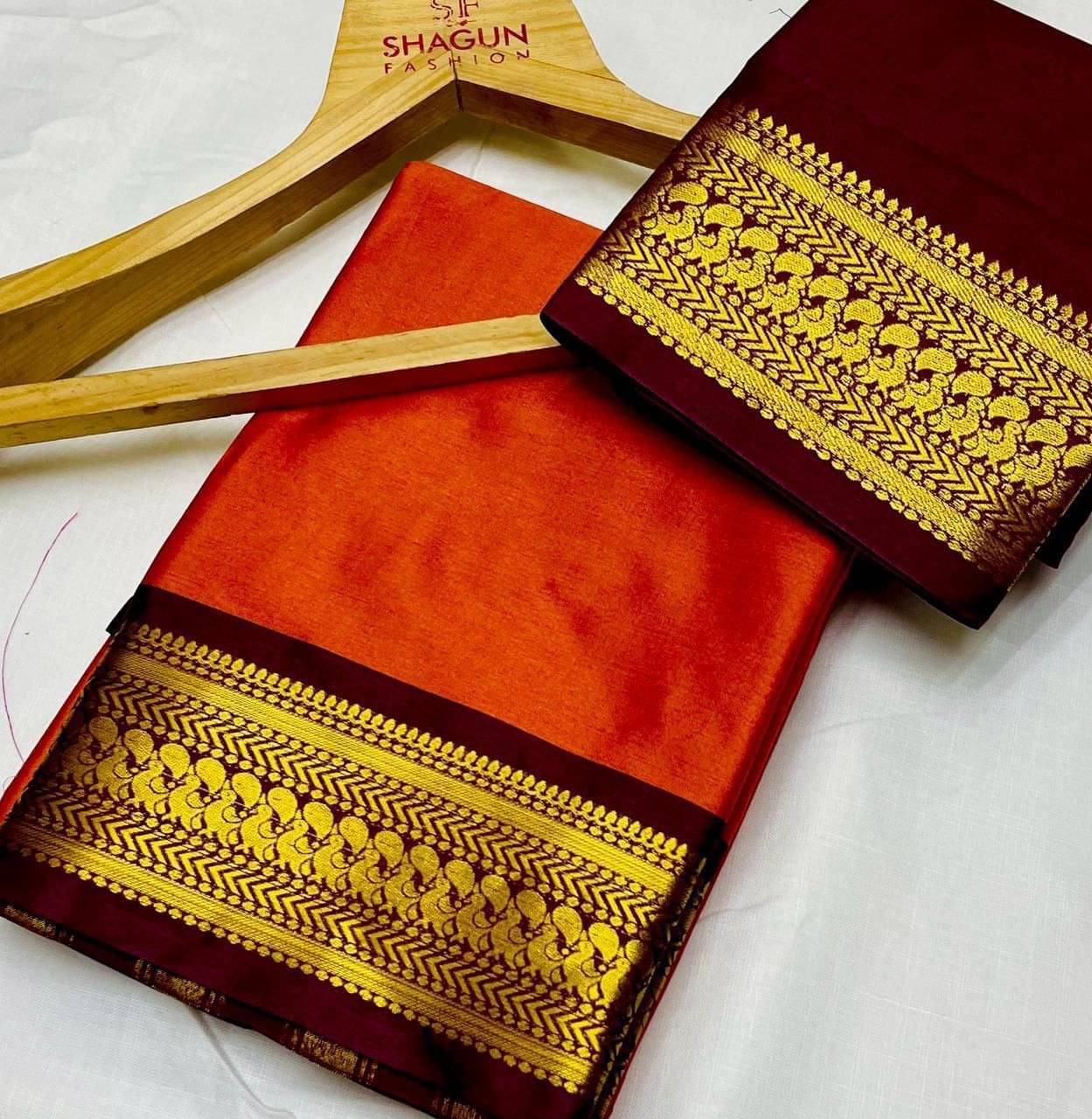 A TO Z CART Cotton Silk Woven Saree With Unstitched Blouse Piece ( Red ) A TO Z CART Cotton Silk Woven Saree With Unstitched Blouse Piece ( Red )