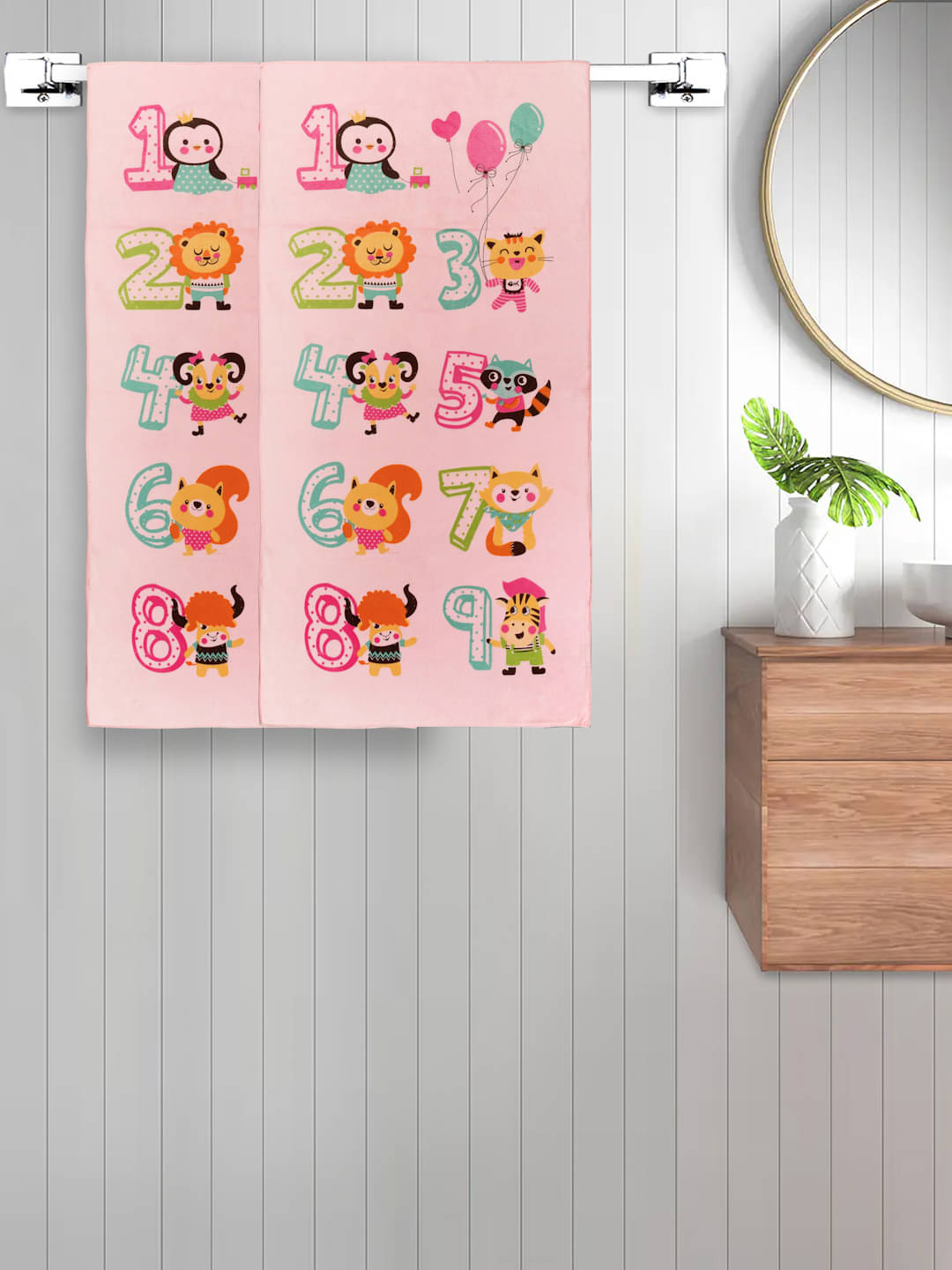     			FABINALIV Set of 2 Pink Cotton Bath Towels