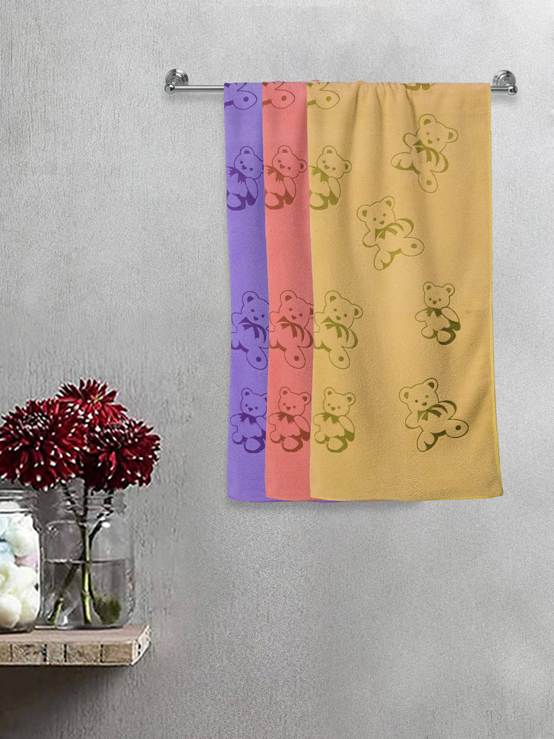     			FABINALIV Set of 3 Multi Cotton Bath Towels