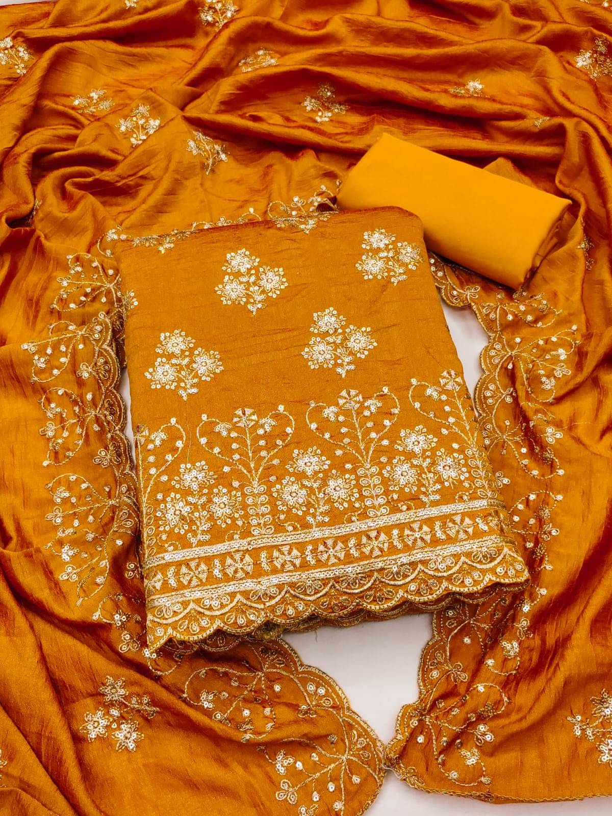     			HL SILKMILLS Unstitched Silk Embroidered Dress Material - Yellow ( Pack of 1 )