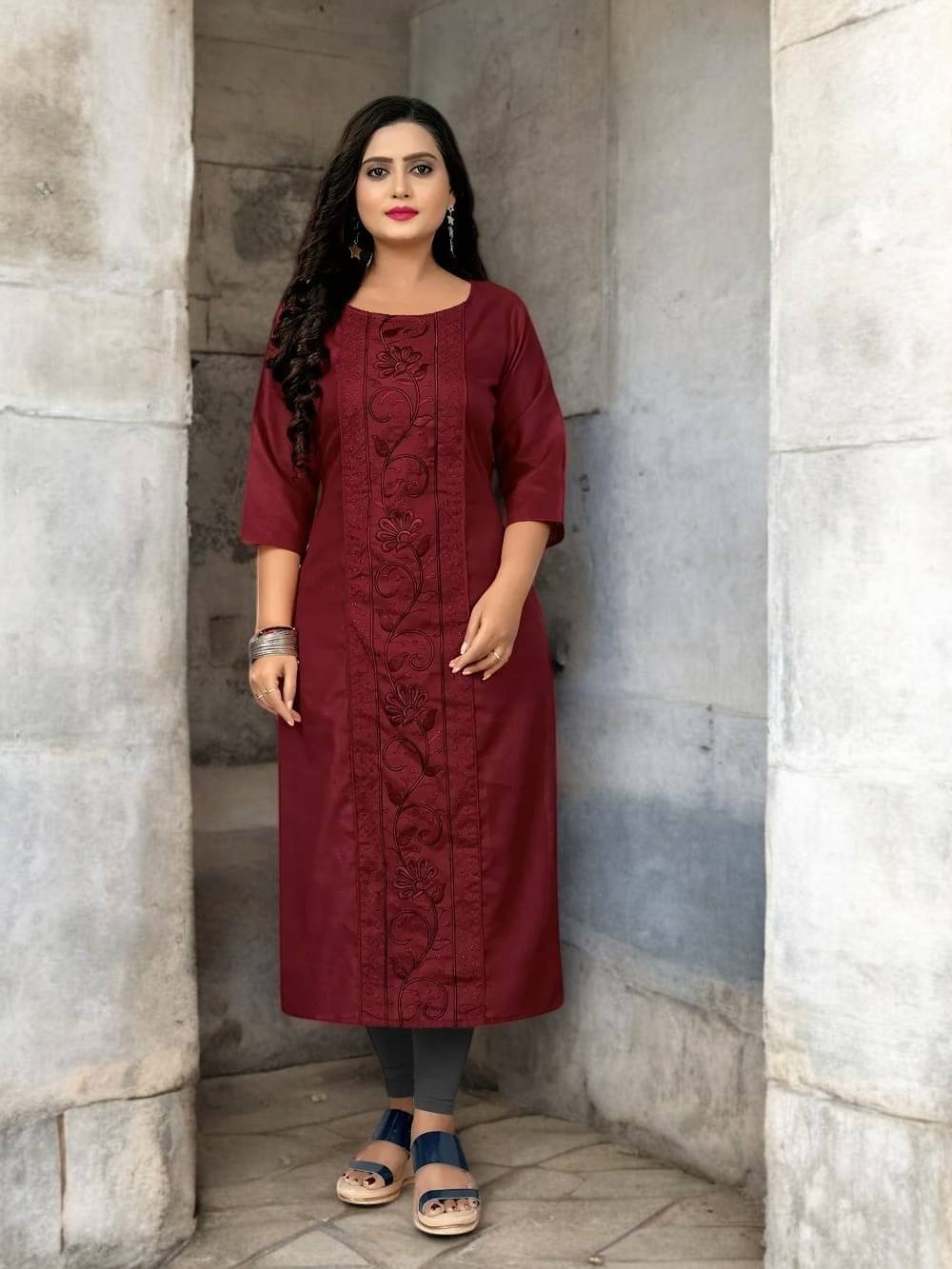     			vinchic Pack of 1 Cotton Embroidered Anarkali Women's Kurti - ( Multicolor )