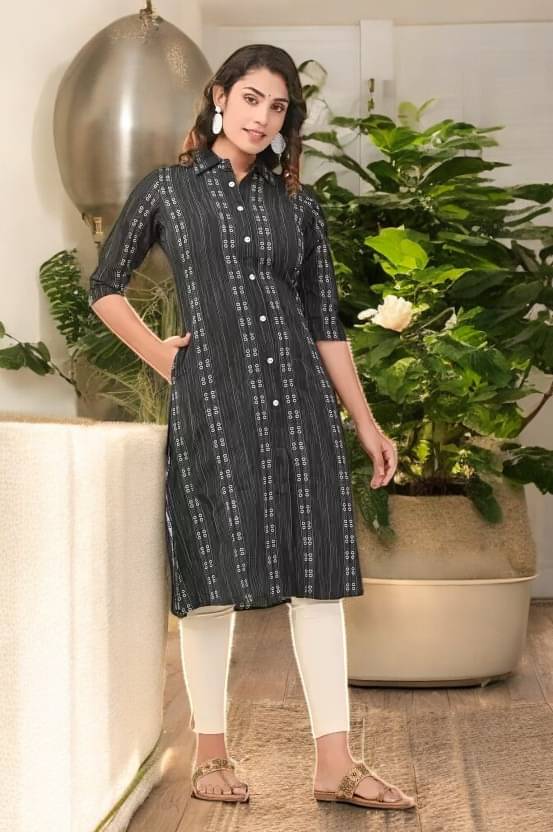    			vinchic Pack of 1 Cotton Embroidered Anarkali Women's Kurti - ( Multicolor )