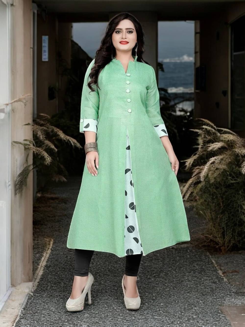 vinchic Pack of 1 Cotton Embroidered Anarkali Women's Kurti - ( Multicolor )     			vinchic Pack of 1 Cotton Embroidered Anarkali Women's Kurti - ( Multicolor )