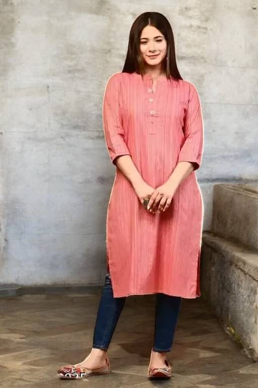     			vinchic Pack of 1 Cotton Embroidered Anarkali Women's Kurti - ( Multicolor )