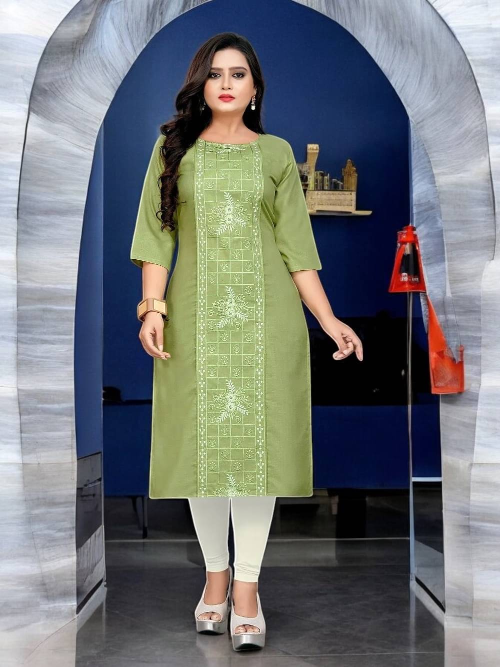     			vinchic Pack of 1 Cotton Embroidered Anarkali Women's Kurti - ( Multicolor )