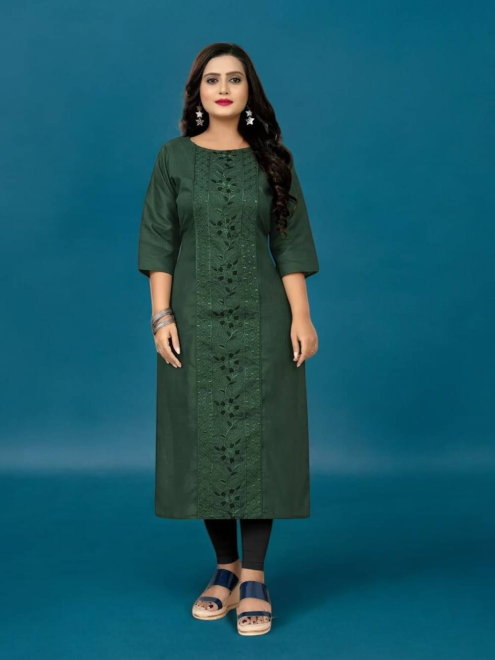     			vinchic Pack of 1 Cotton Embroidered Anarkali Women's Kurti - ( Multicolor )