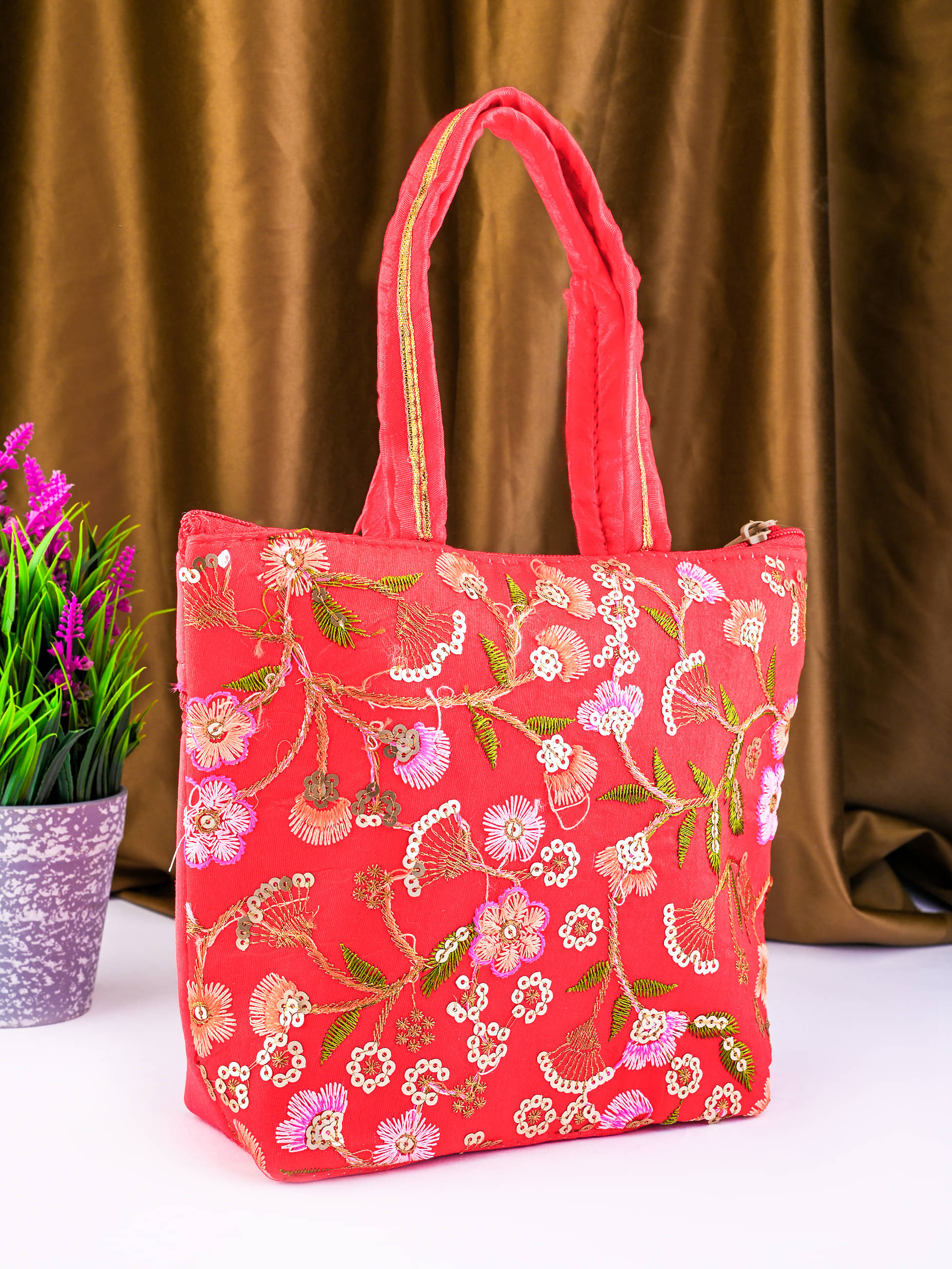     			Anjaneya Creations Handheld Bag Fabric Set of 1 ( Red )