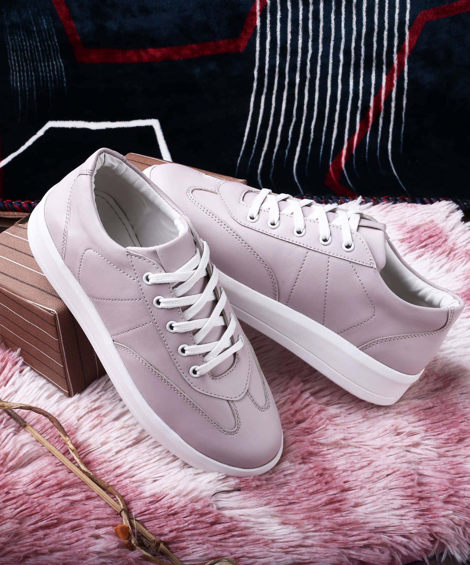     			BXXY Pink Women's Sneakers