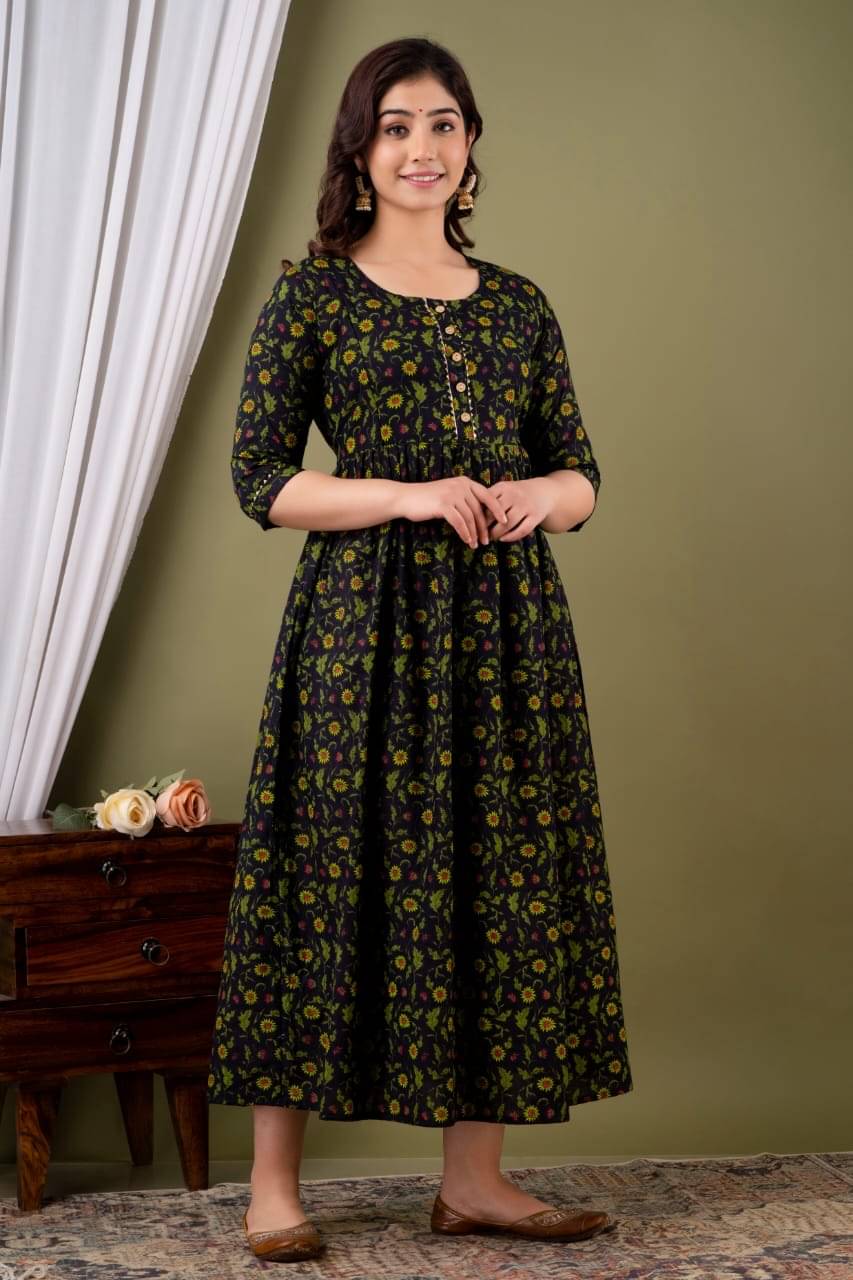     			Fasnesio Black Cotton Blend Women's Maternity Dress ( Pack of 1 )