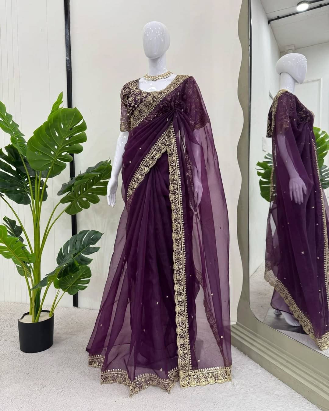    			Lady Shopi Organza Embroidered Saree With Unstitched Blouse Piece ( Purple )