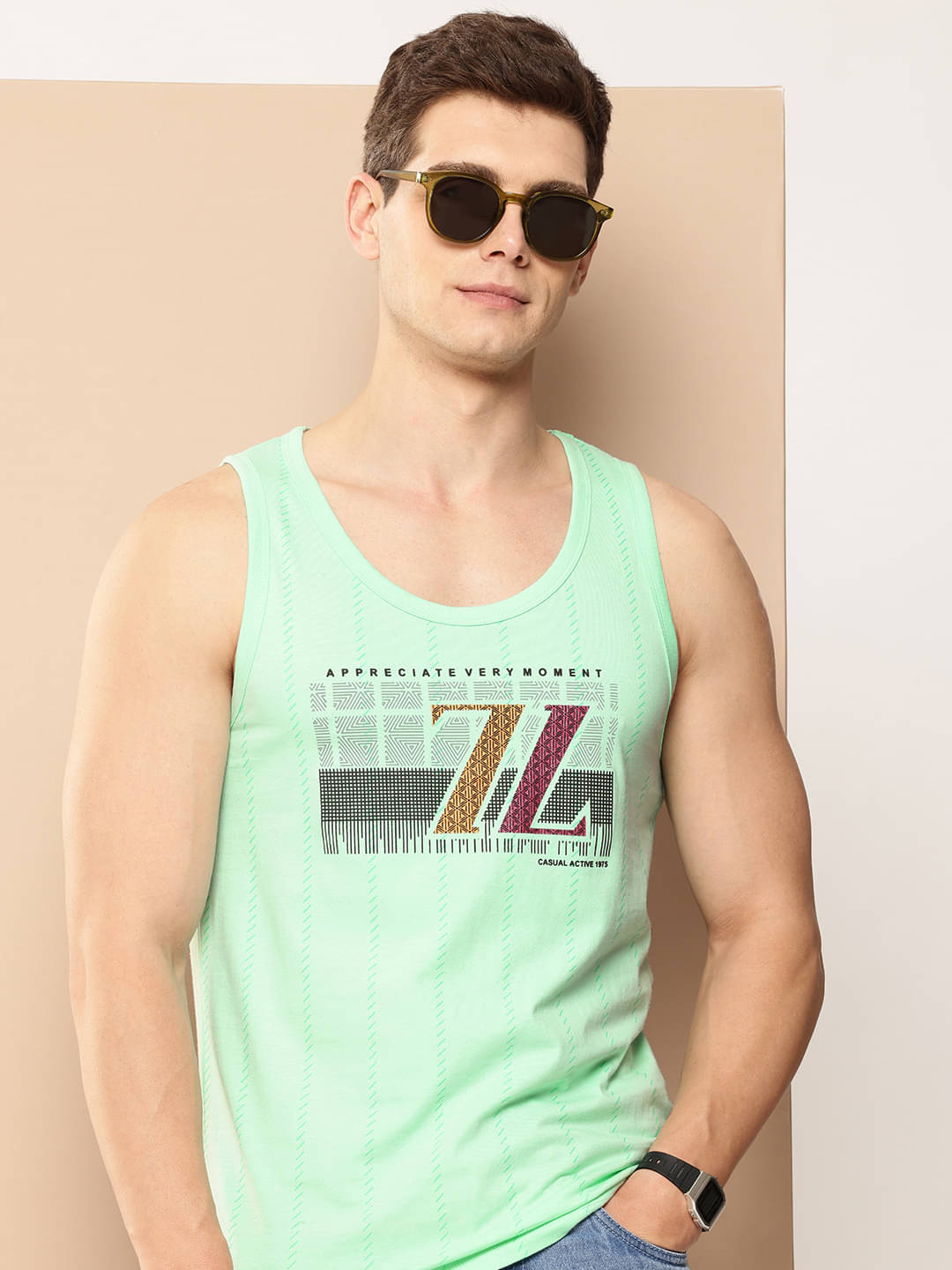     			FROSEN FOX Men Cotton Blend Regular Fit Printed T-Shirt ( Green )