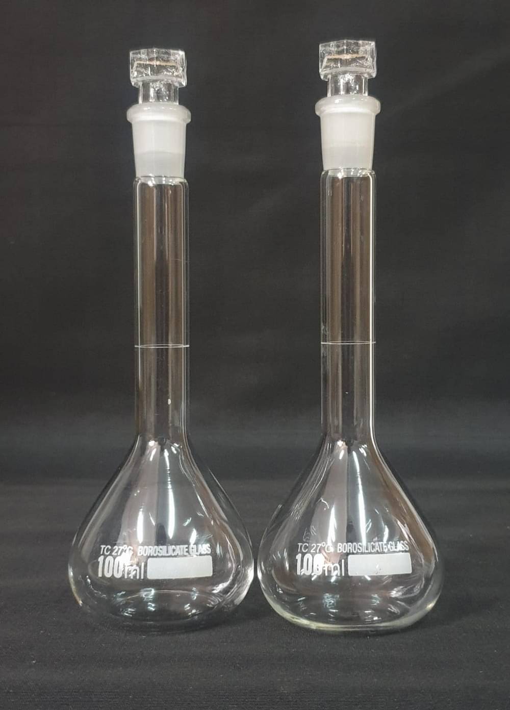     			LABOGENS VOLUMETRIC FLASK 100ML PACK OF 2PC