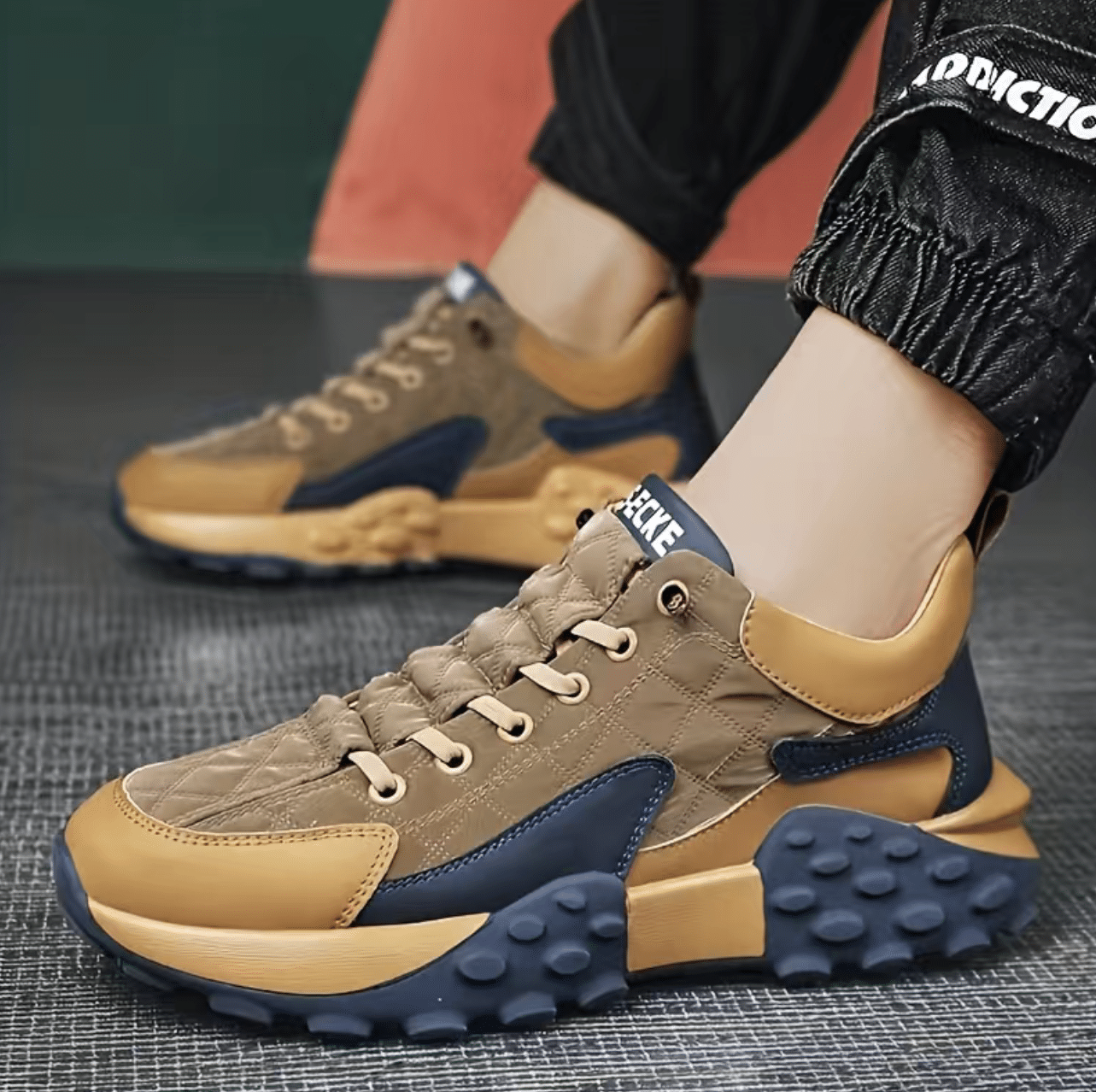     			ROBBIE JONES Sneakers Tan Men's Sneakers
