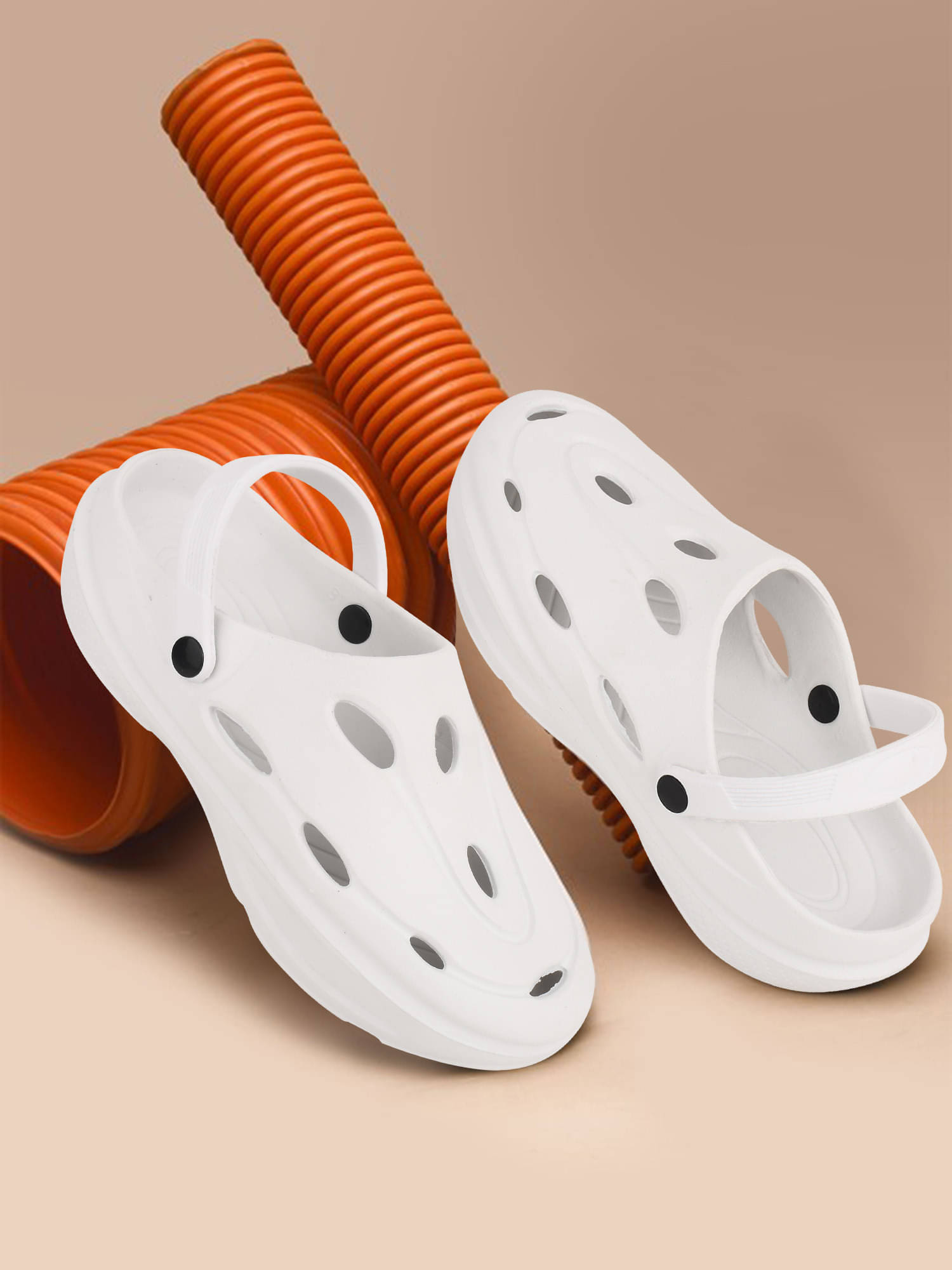     			Secritas - White Men's Clogs