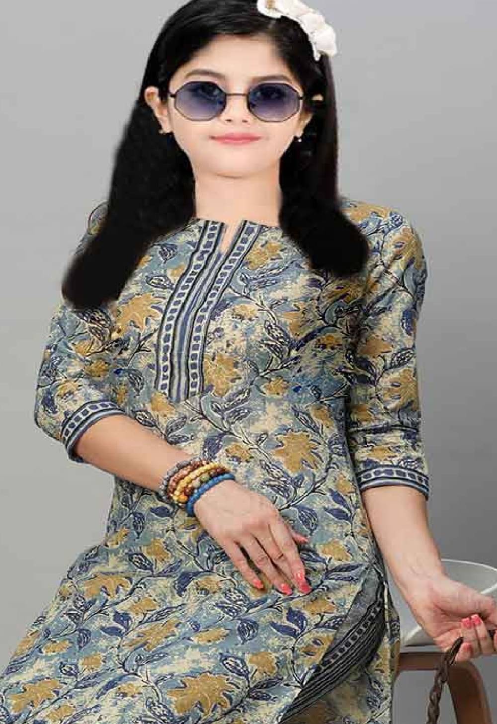     			Vetrokart Girls Cotton Blend Kurti with Pants ( Pack of 1 , Mint )