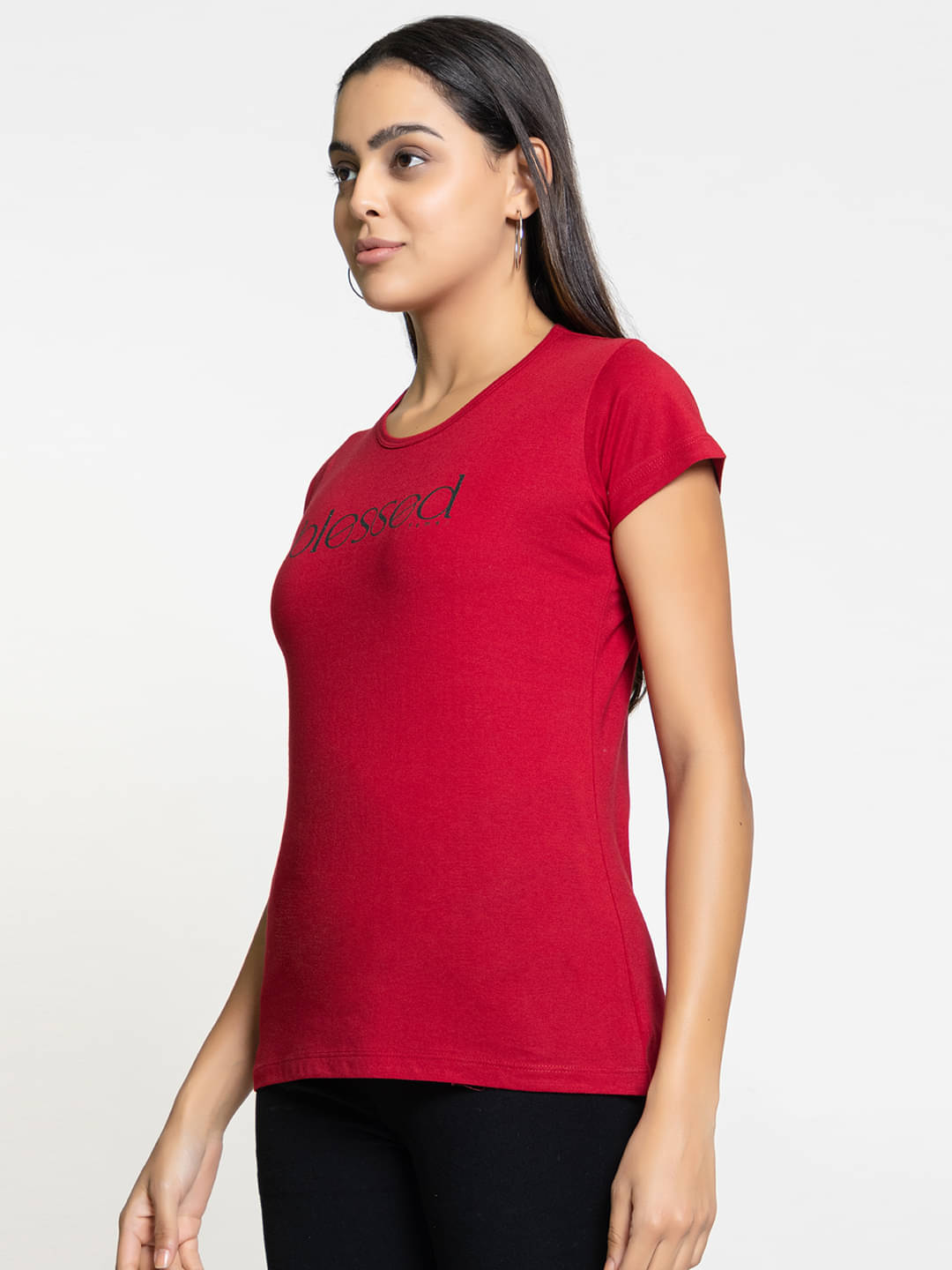     			femea Women Cotton Self Design Regular Fit Round Neck T-Shirt ( Maroon )