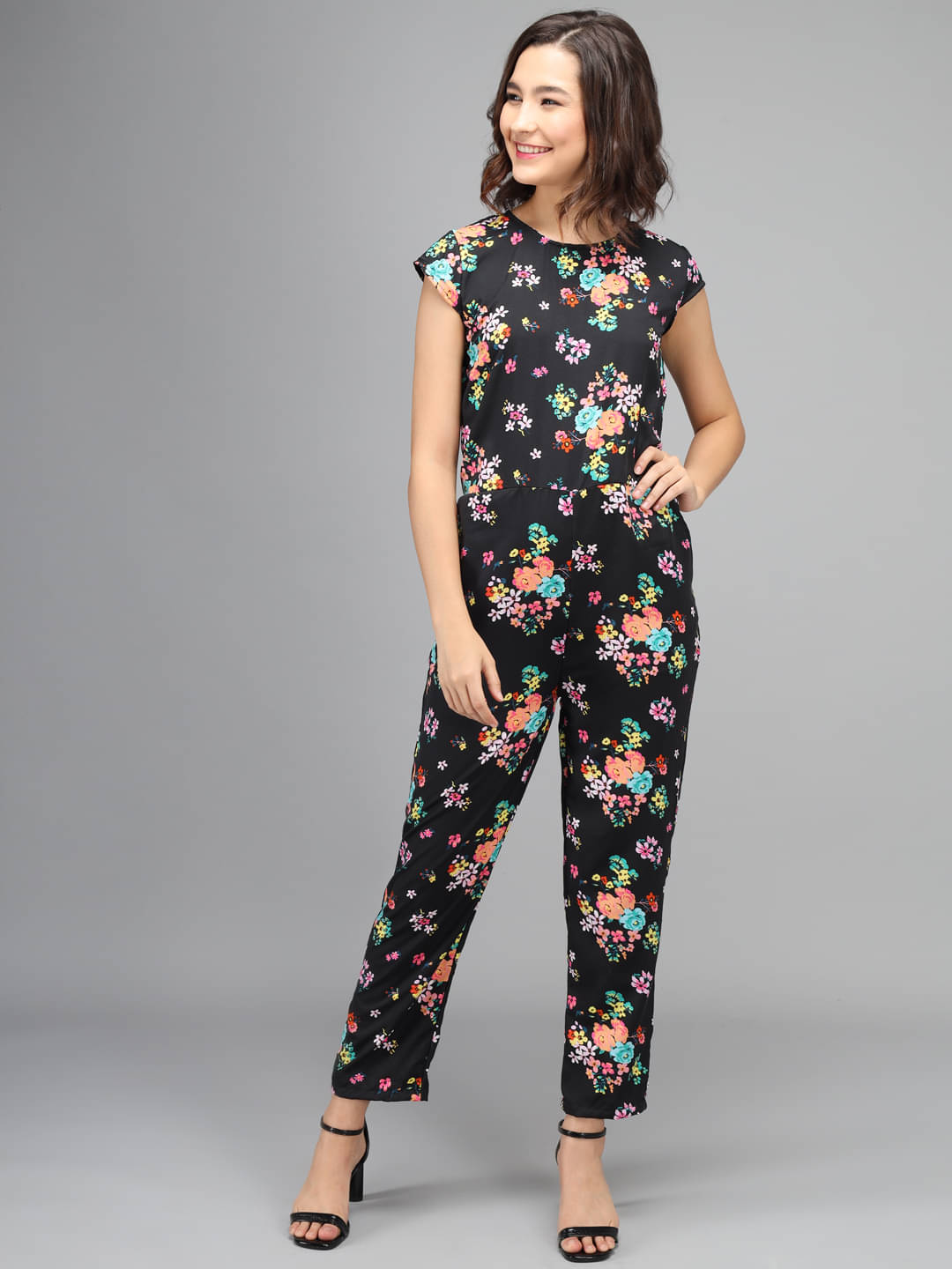 vivient Women's Printed Crepe Jumpsuit ( Black ) vivient Women's Printed Crepe Jumpsuit ( Black )