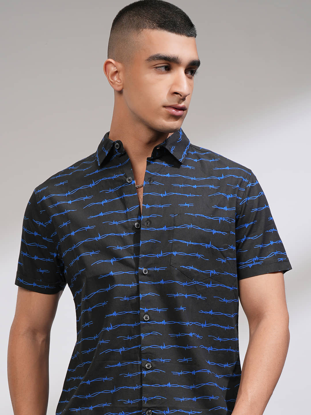 Highlander 100% Cotton Slim Fit Printed Half Sleeves Men's Casual Shirt - Multicolor ( Pack of 1 )
