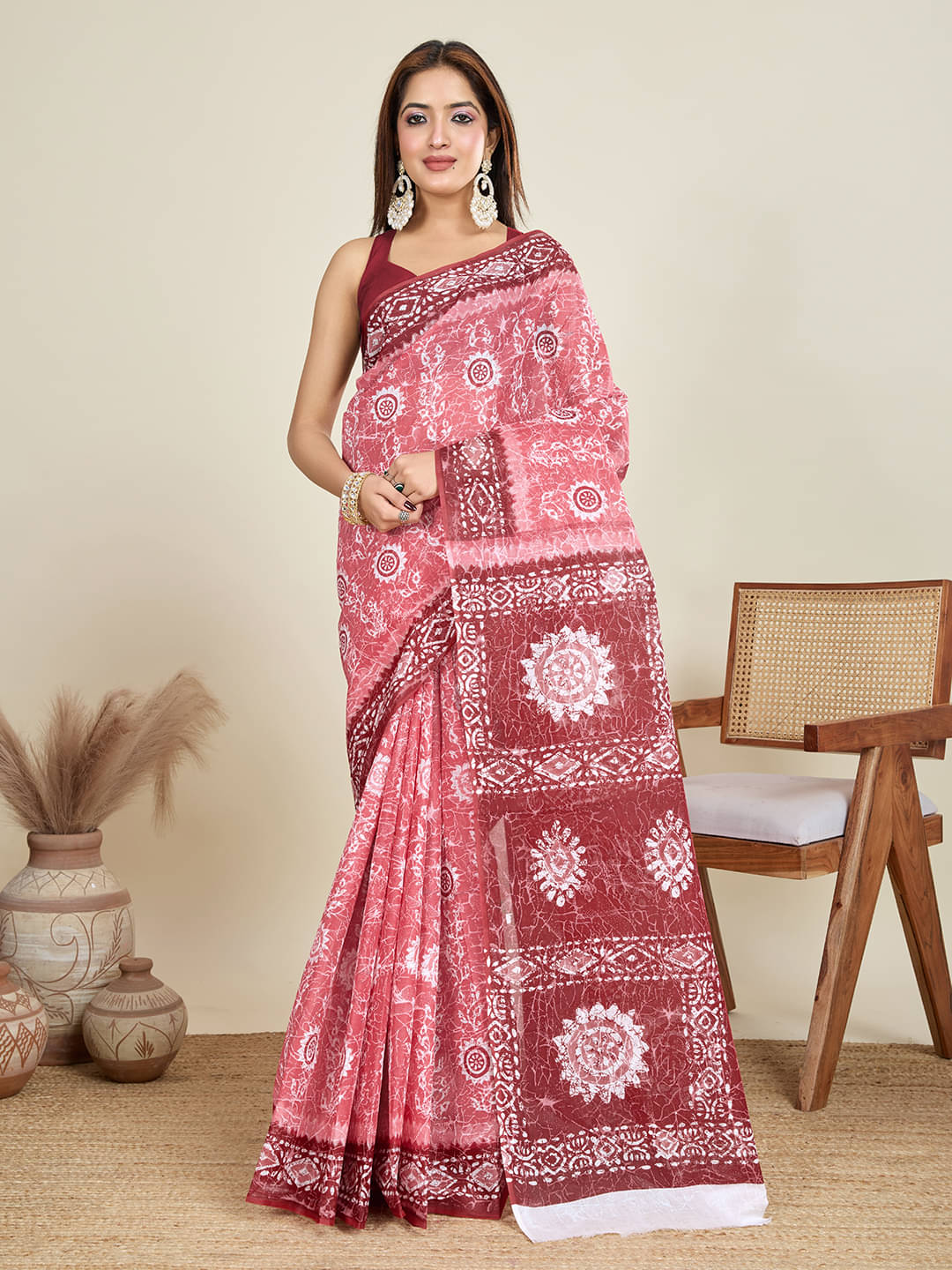 SHANVIKA Cotton Printed Saree Without Blouse Piece ( Red ) SHANVIKA Cotton Printed Saree Without Blouse Piece ( Red )