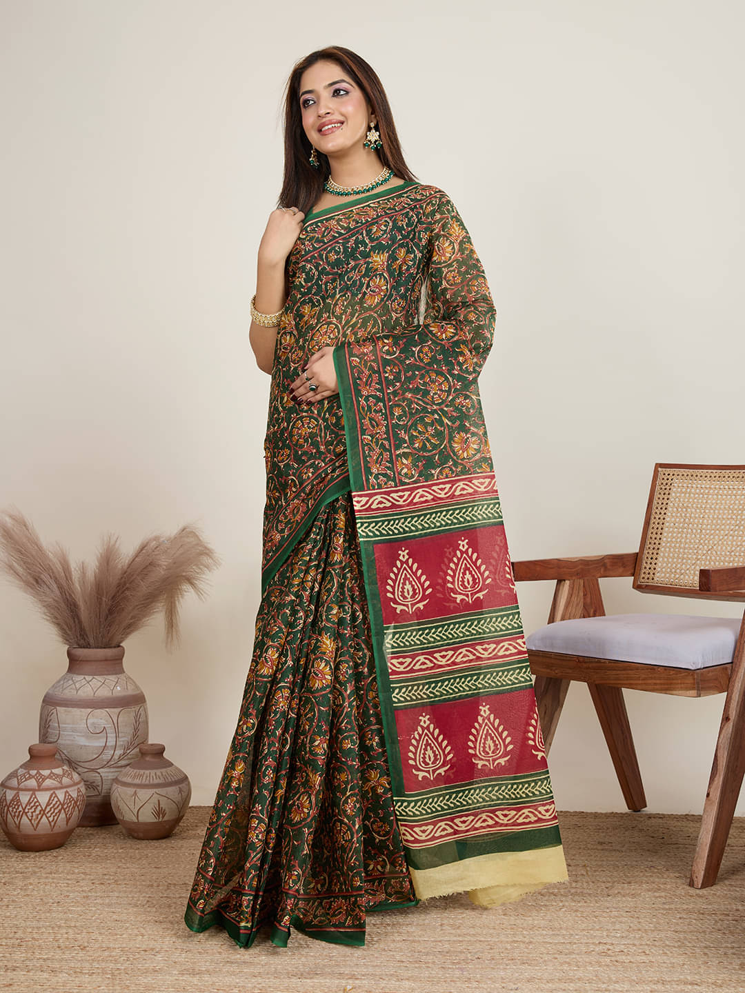 SHANVIKA Cotton Printed Saree Without Blouse Piece ( Green ) SHANVIKA Cotton Printed Saree Without Blouse Piece ( Green )