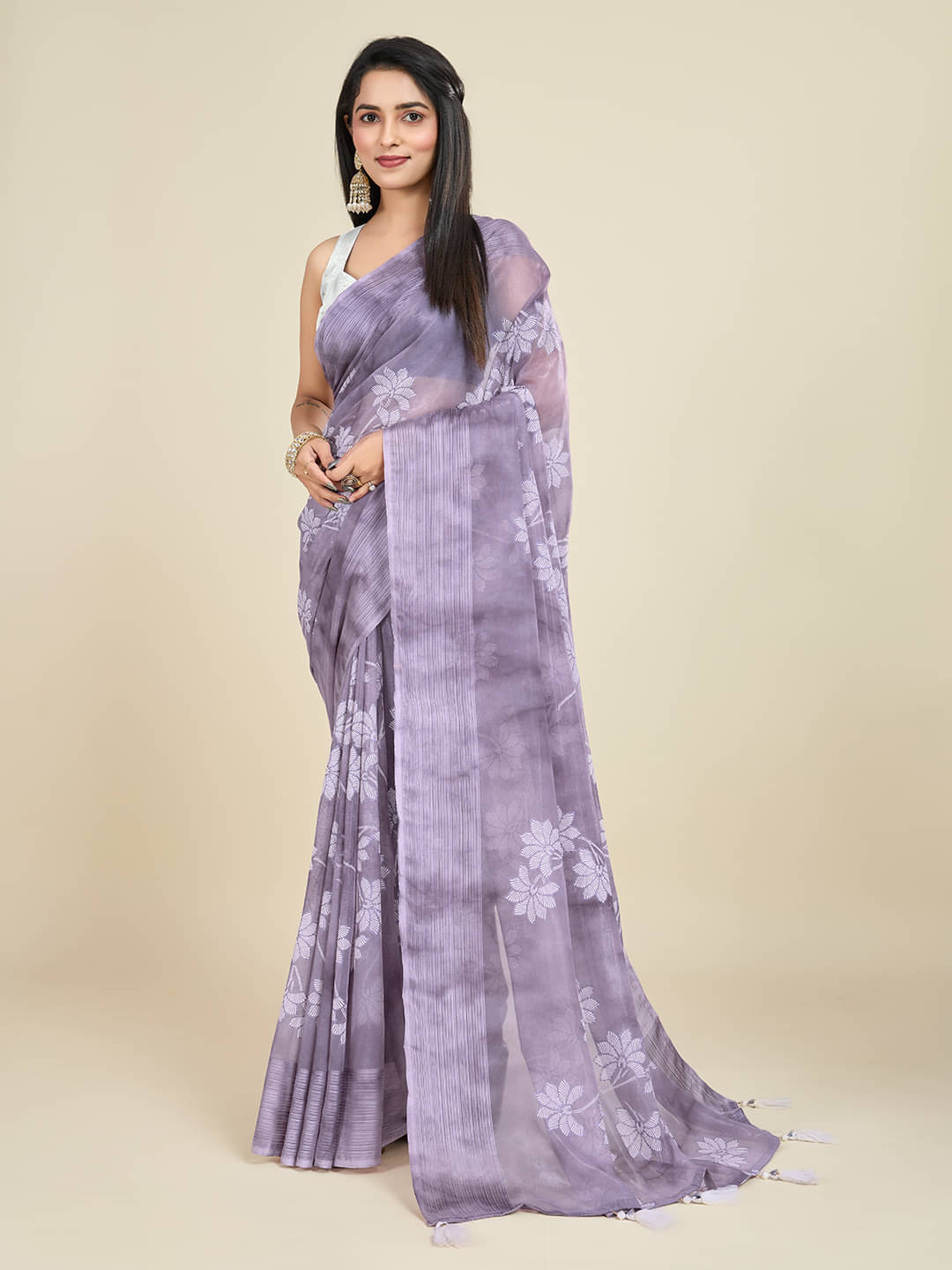 SHANVIKA Polyester Printed Saree With Unstitched Blouse Piece ( Purple ) SHANVIKA Polyester Printed Saree With Unstitched Blouse Piece ( Purple )