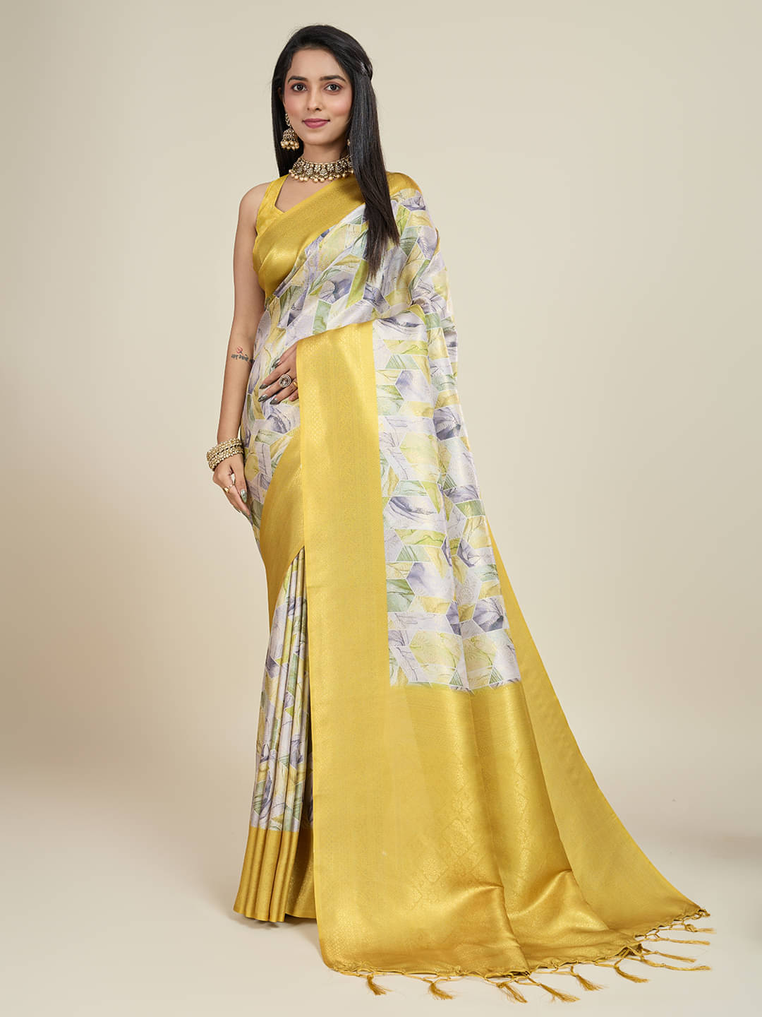     			SHANVIKA Polyester Printed Saree With Unstitched Blouse Piece ( Multicolor )