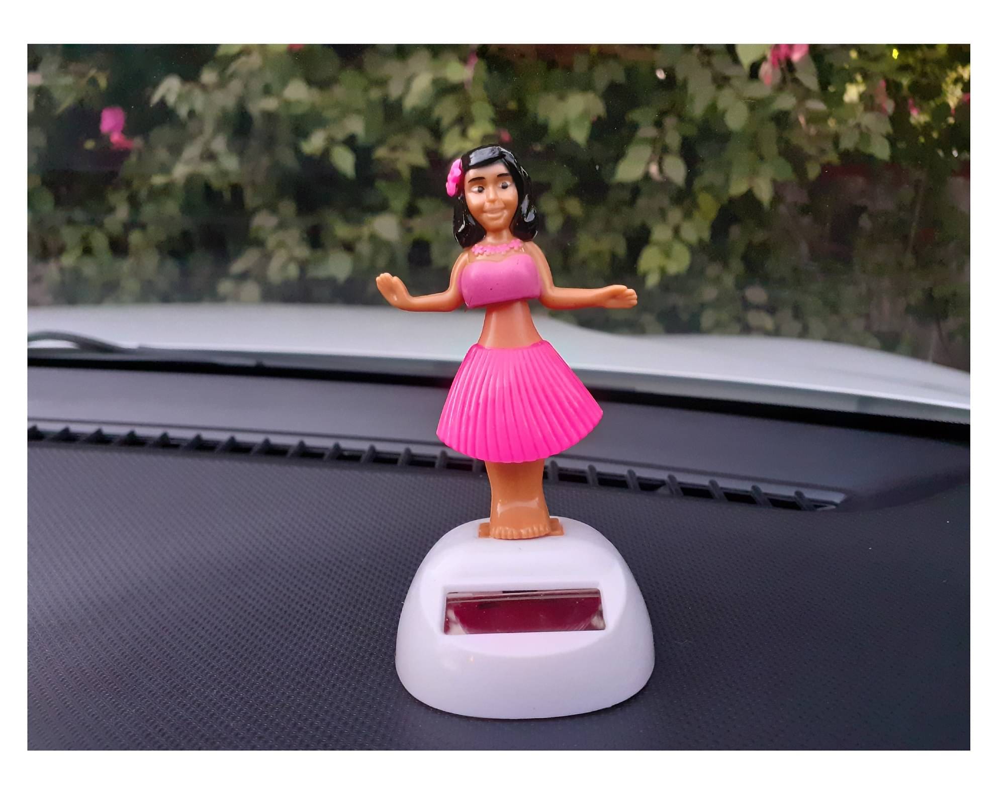 Spreading Smiles Bobble-Head 11.5 cm - Pack of 1 Spreading Smiles Bobble-Head 11.5 cm - Pack of 1
