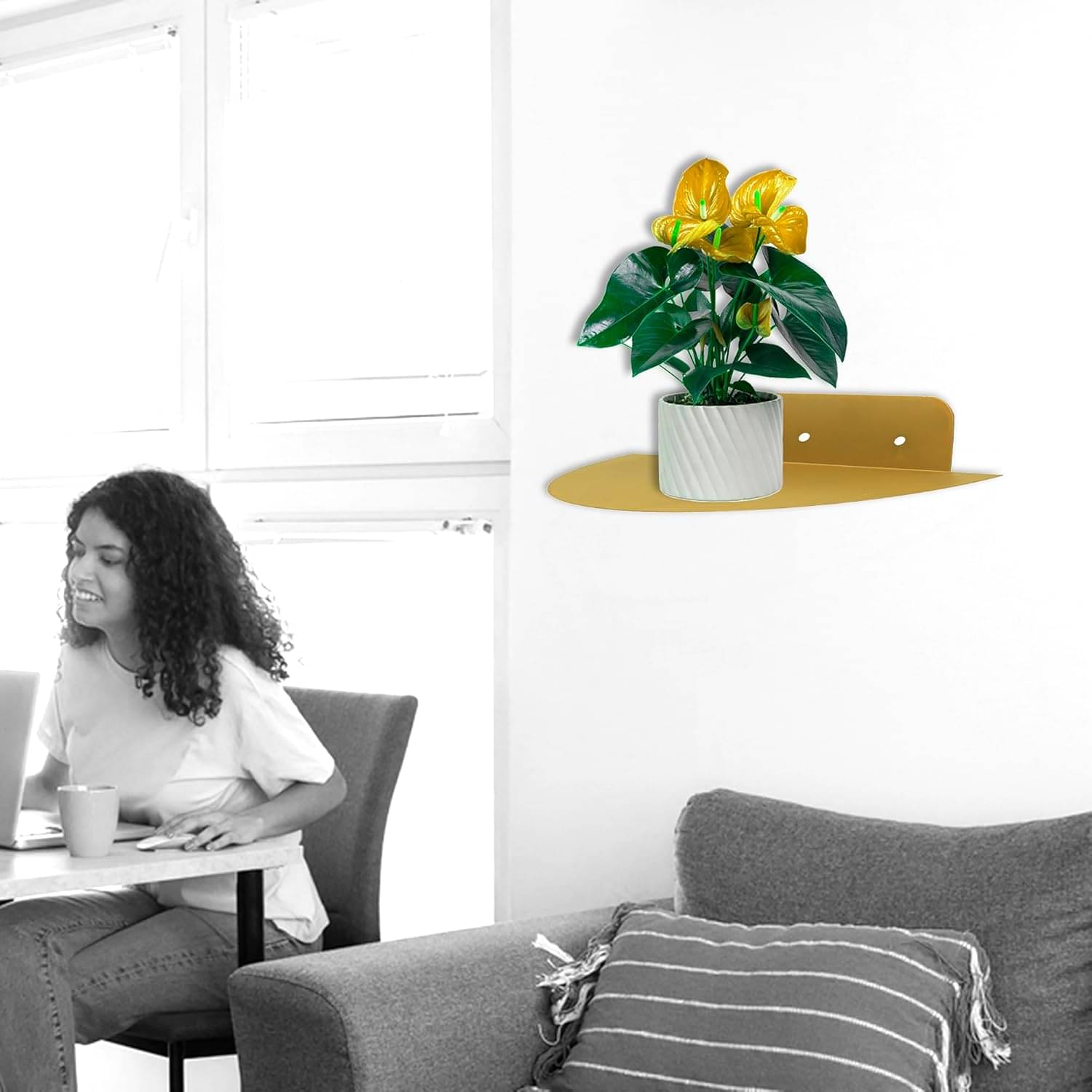     			Velgo Hub Floating Shelves Gold Iron - Pack of 1