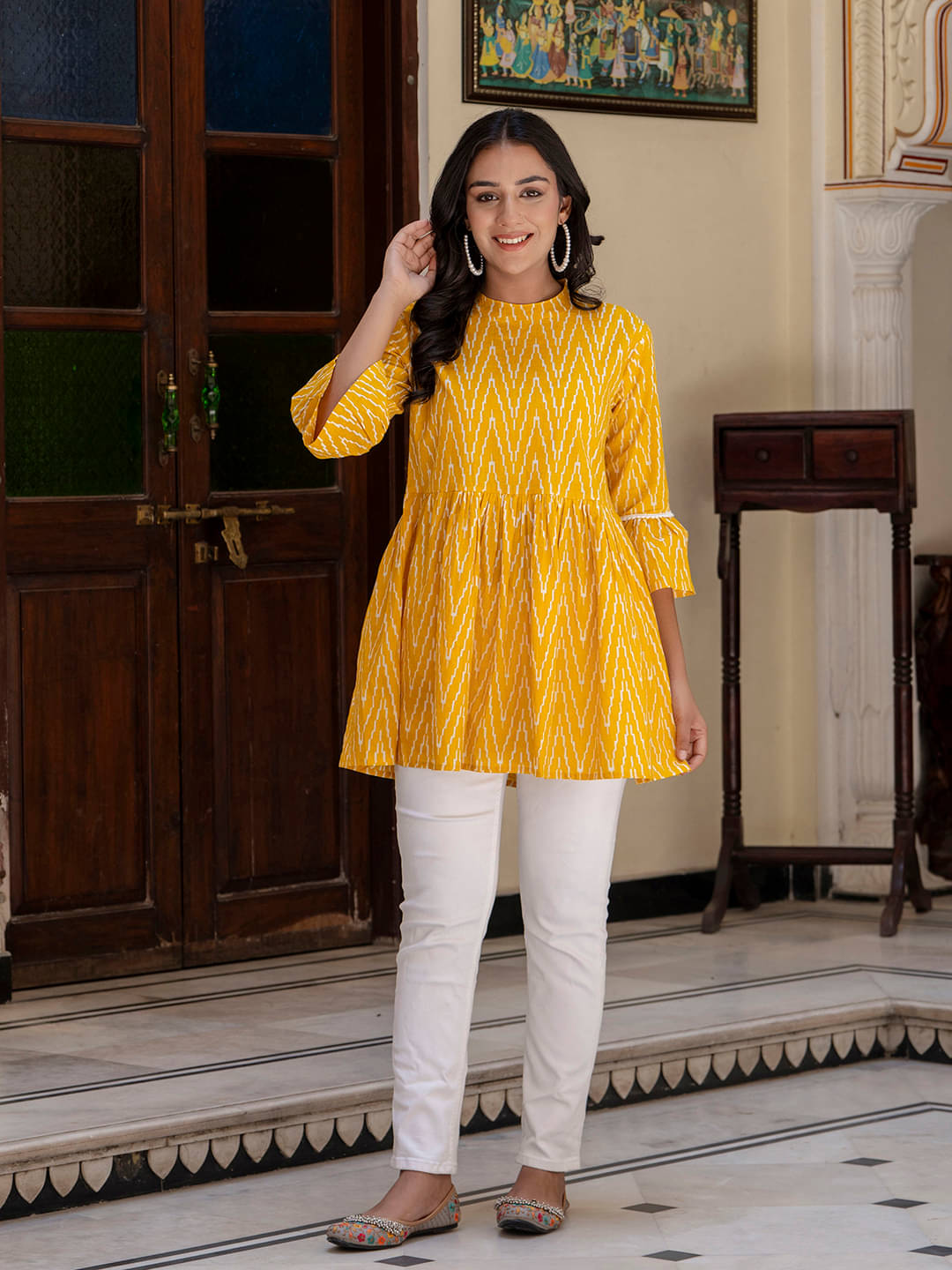 Antaran Women's Cotton A-Line Top ( Yellow )     			Antaran Women's Cotton A-Line Top ( Yellow )
