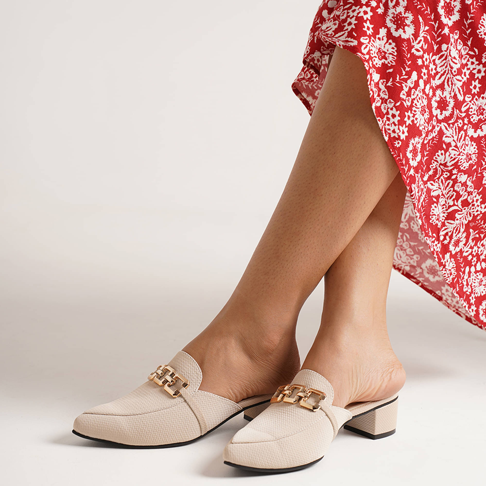 JM Looks Cream Women's Mules Heels JM Looks Cream Women's Mules Heels