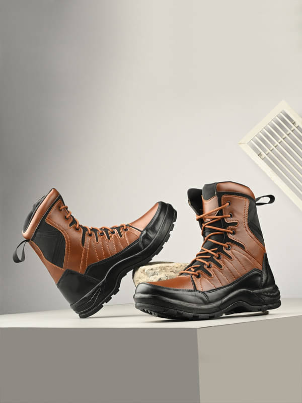     			BIZZARO Tan Men's Hiking & Trekking Boots