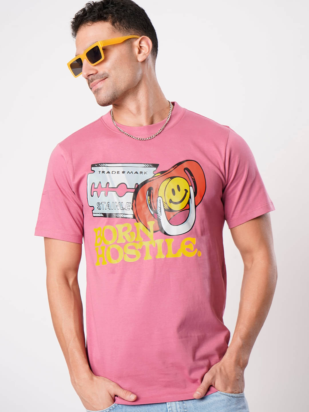 Bene Kleed Men 100% Cotton Regular Fit Printed T-Shirt ( Pink )     			Bene Kleed Men 100% Cotton Regular Fit Printed T-Shirt ( Pink )