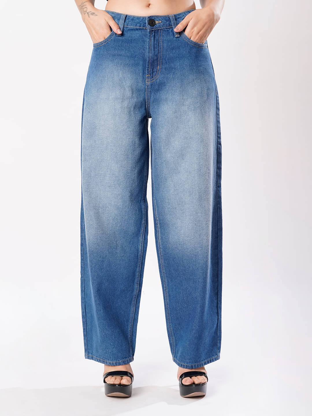     			Bene Kleed Women Baggy Fit Waist Jeans