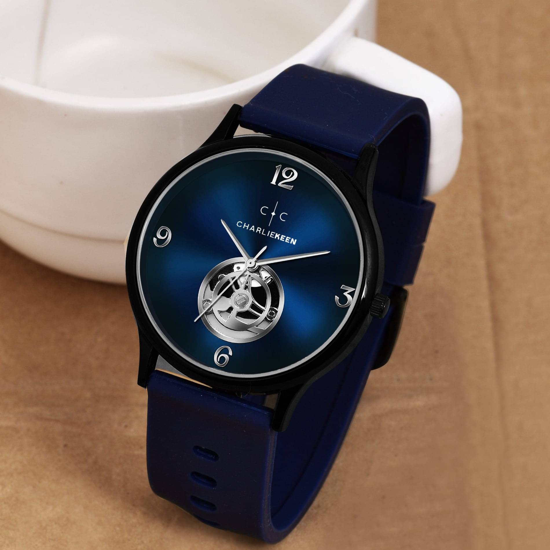     			CHARLIEKEEN Blue Silicon Analog Men's Watch