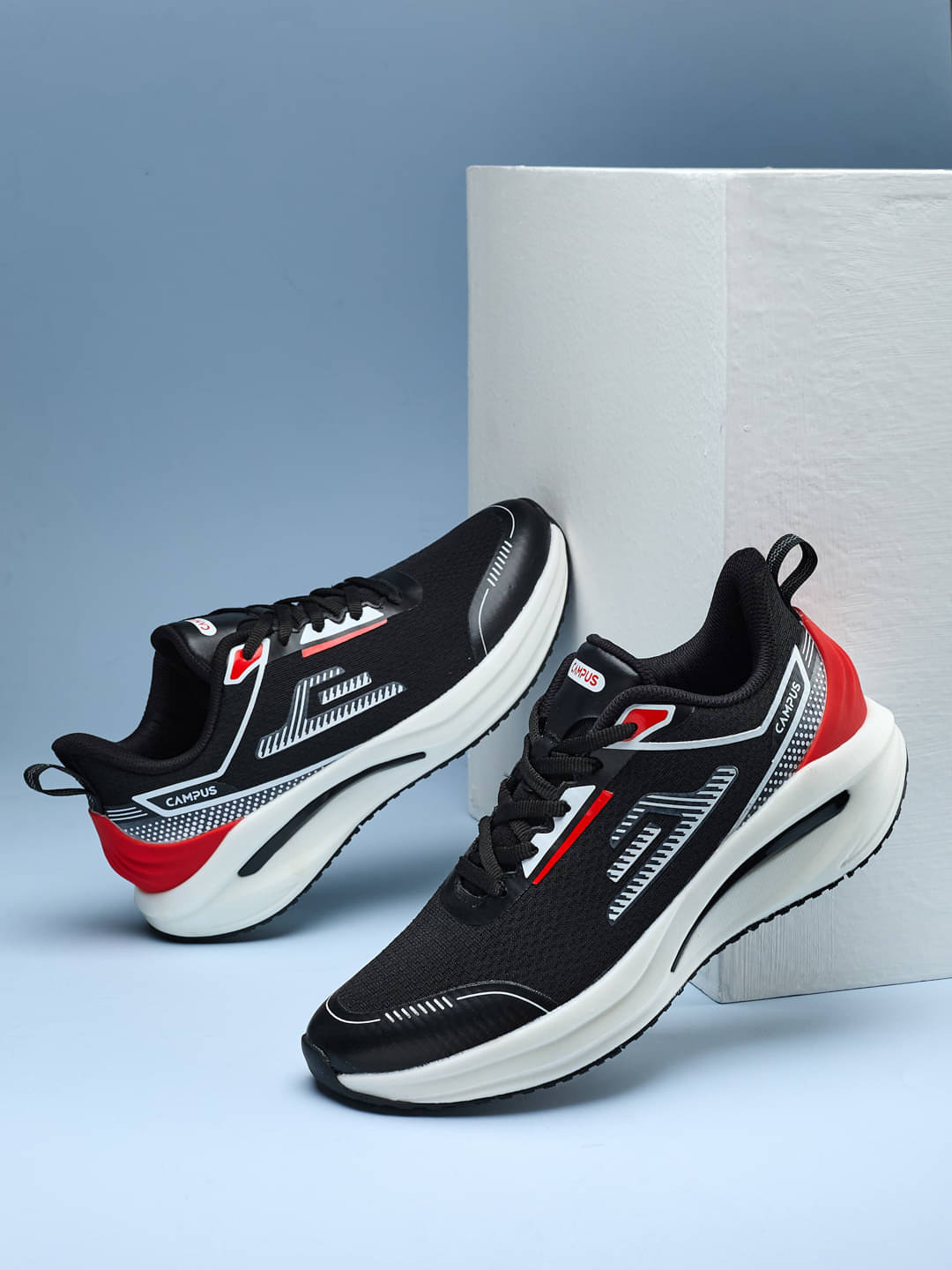     			Campus STRUT Black Men's Sports Running Shoes