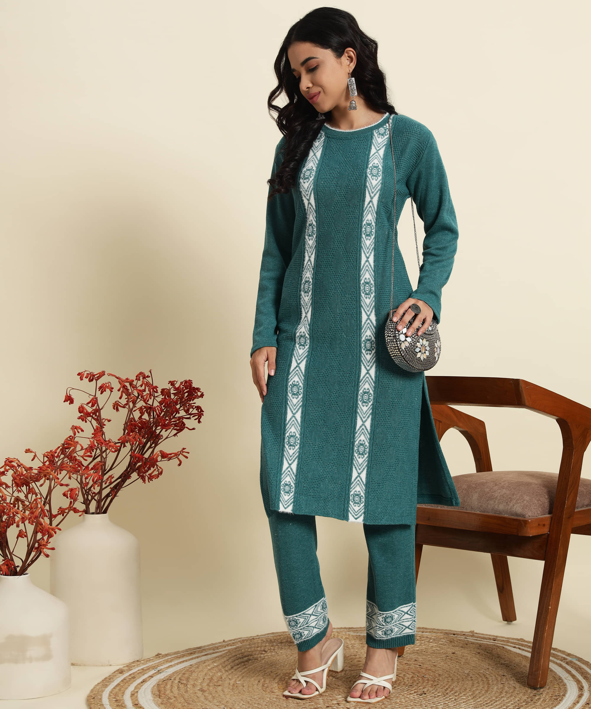     			Canblar Women Woollen Self Design Straight Kurti With Palazzo ( Mint Green )